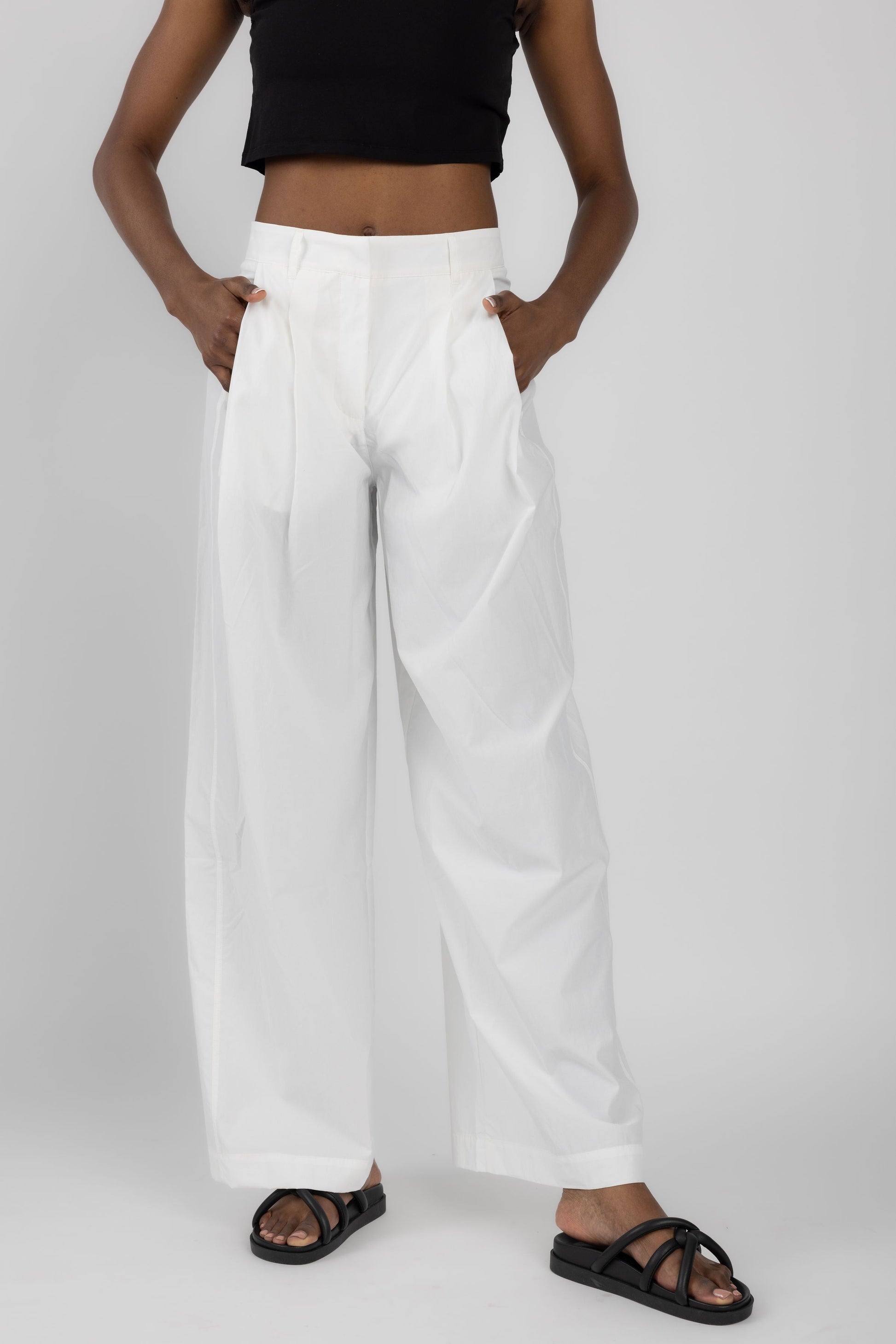 ANDREA YA'AQOV Pleated Wide Leg Pant in White