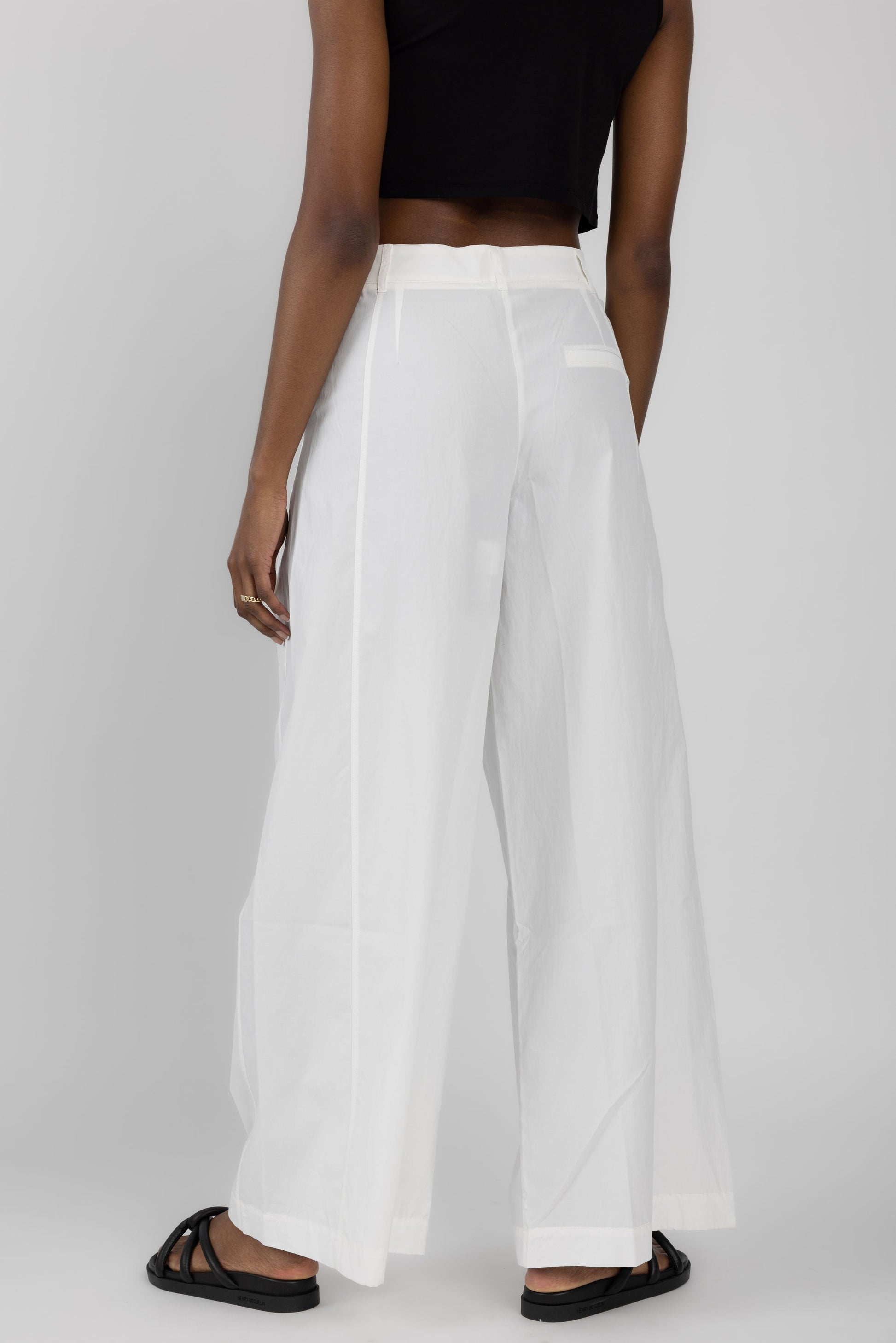 ANDREA YA'AQOV Pleated Wide Leg Pant in White