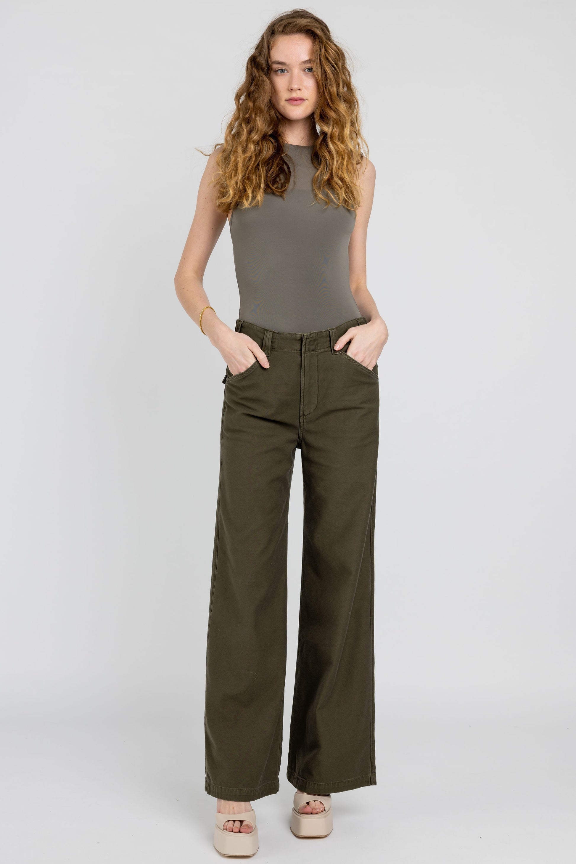 CITIZENS OF HUMANITY Paloma Utility Trouser in Tea Leaf