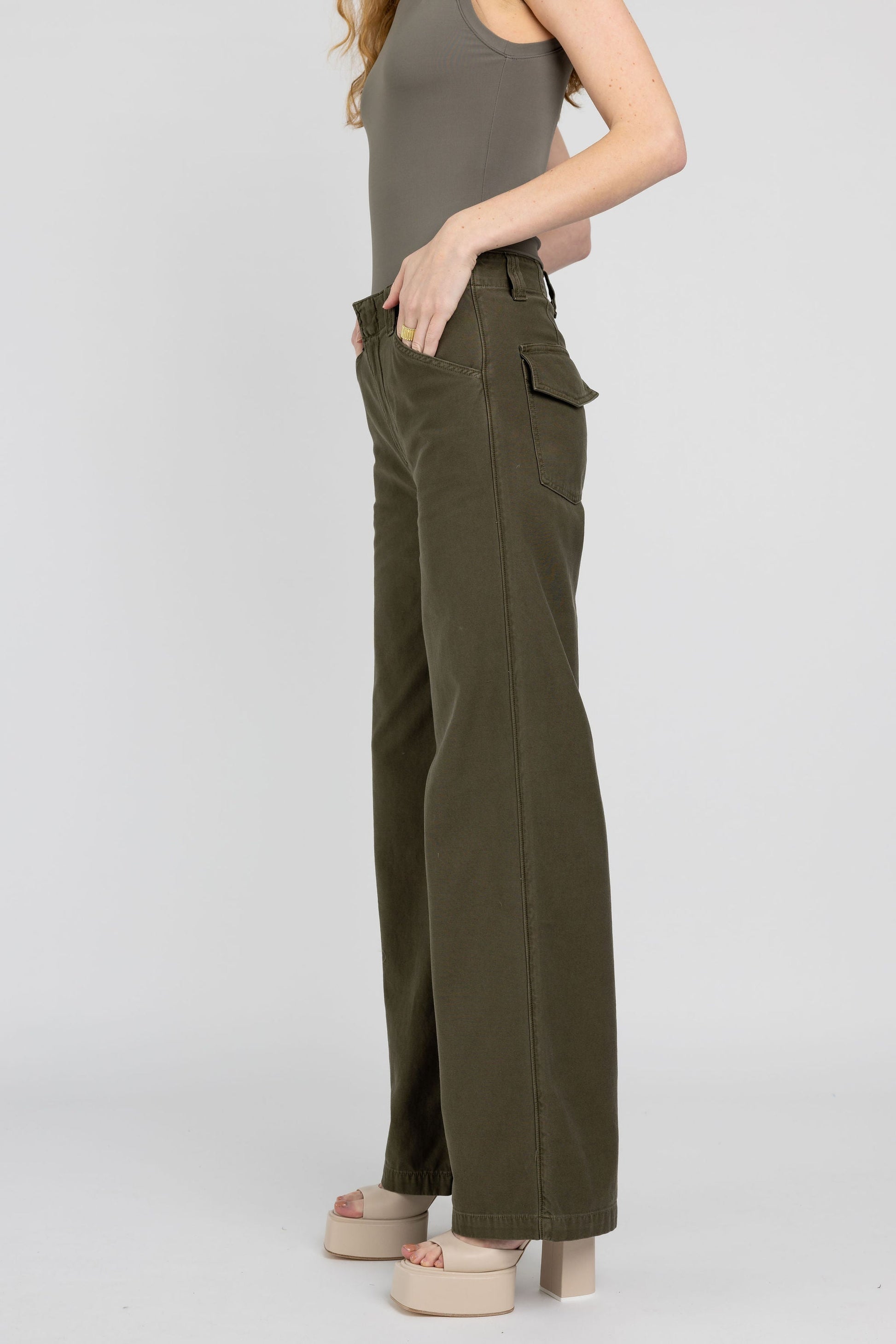 CITIZENS OF HUMANITY Paloma Utility Trouser in Tea Leaf