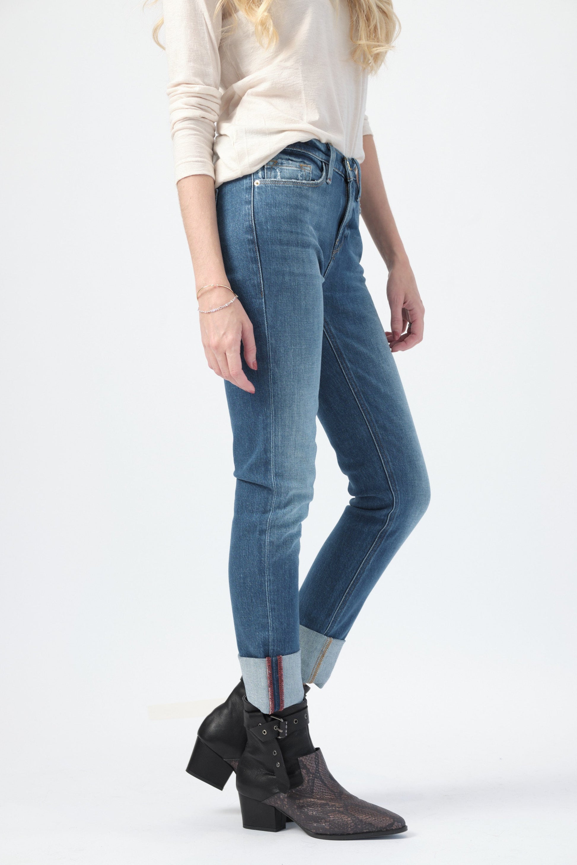 FRAME Le Nik Low Slung Jean in Moma