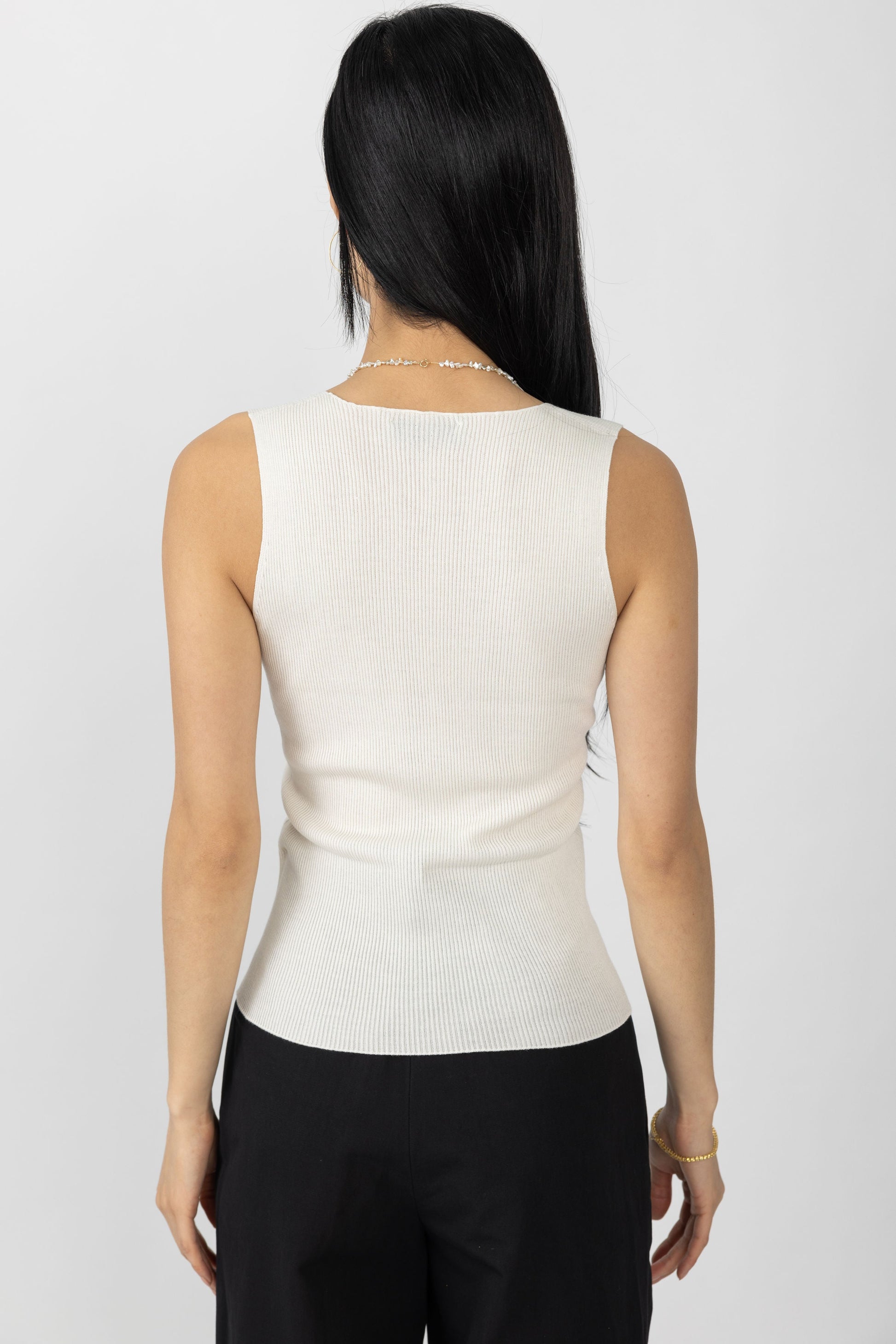 GENTRYPORTOFINO Knit V-Neck Top in Latte