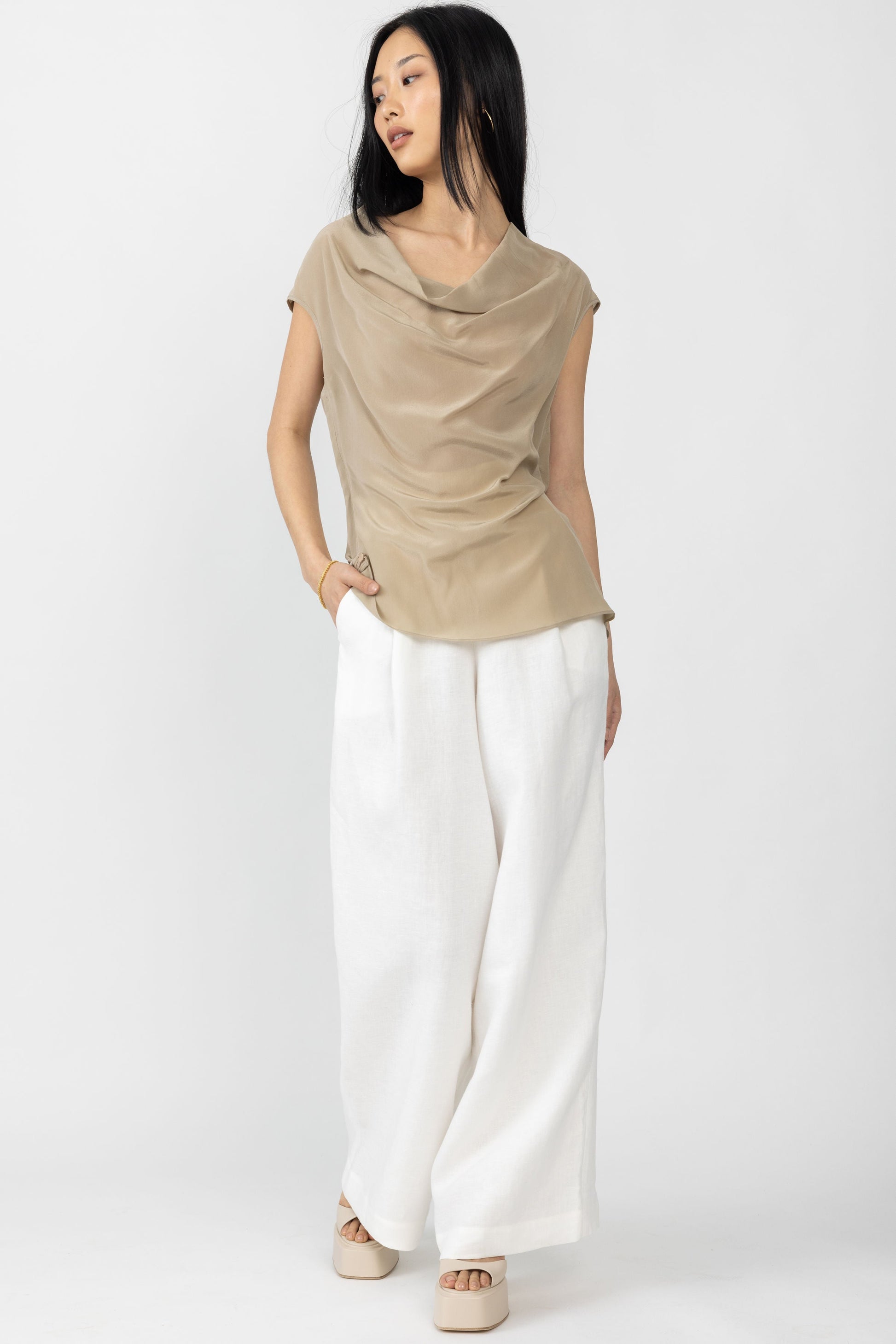 GENTRYPORTOFINO Woven Linen Pant in Latte