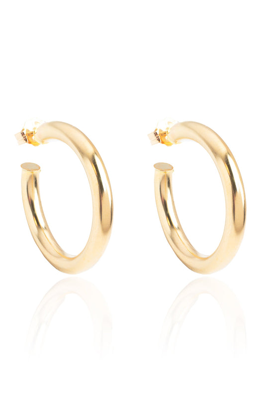 L.A. STEIN Medium Chunky Hoop Earrings in Yellow Gold