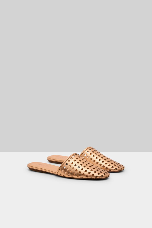 Distesa Forata Leather Mule Sandal in Copper Foil