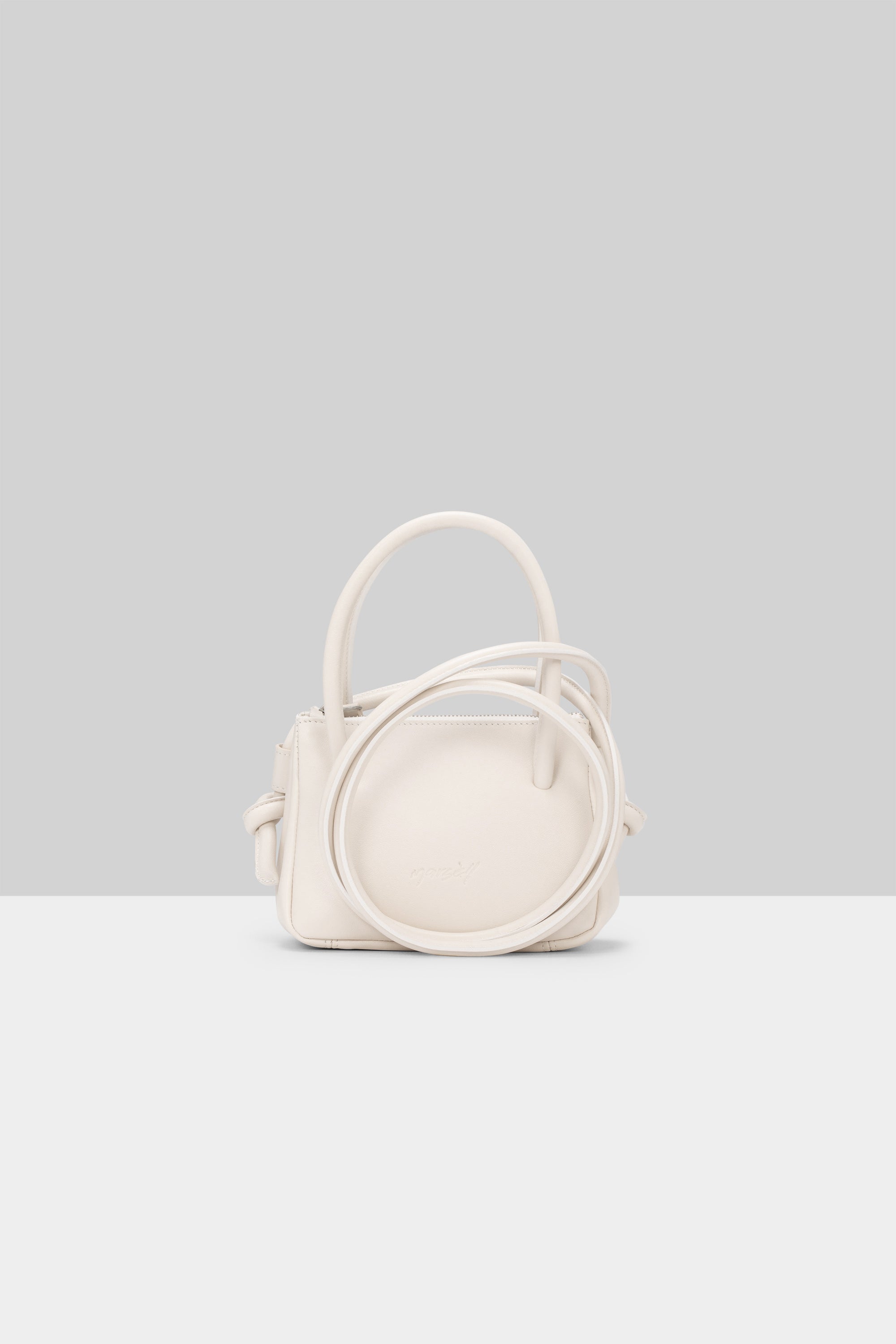 Sacco Piccolo Leather Bag in Ivory