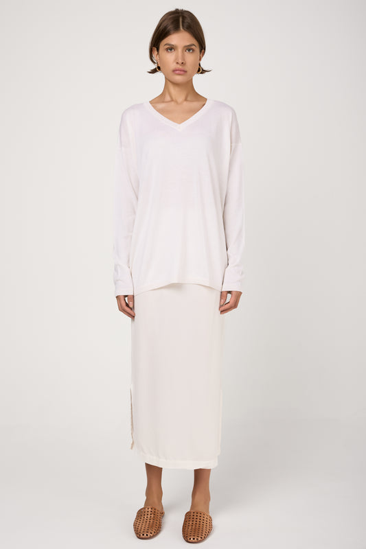Cashmere Cotton V-Neck Pullover in White
