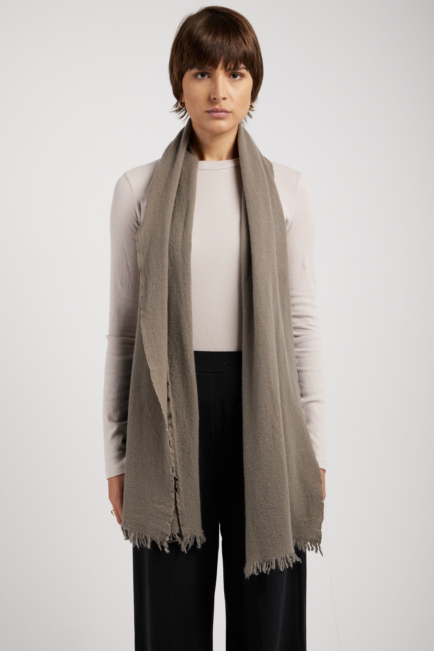 PRIVATE 0204 Cashmere Scarf in Drift