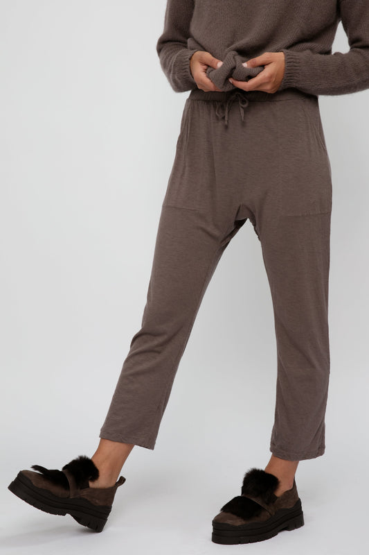 PRIVATE 0204 Cool Cashmere Jersey Jogger in Choco