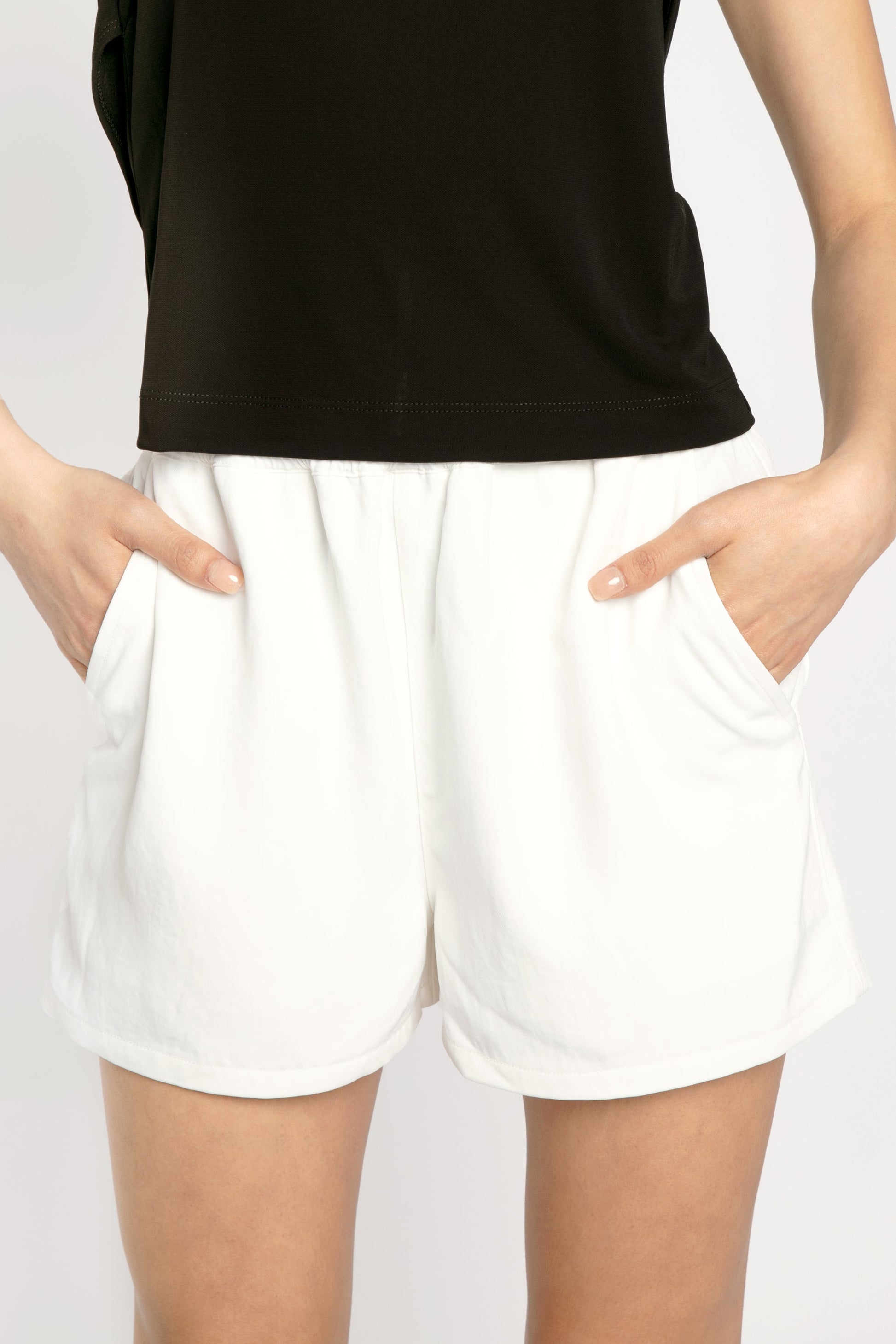 RTA Inez Short in White