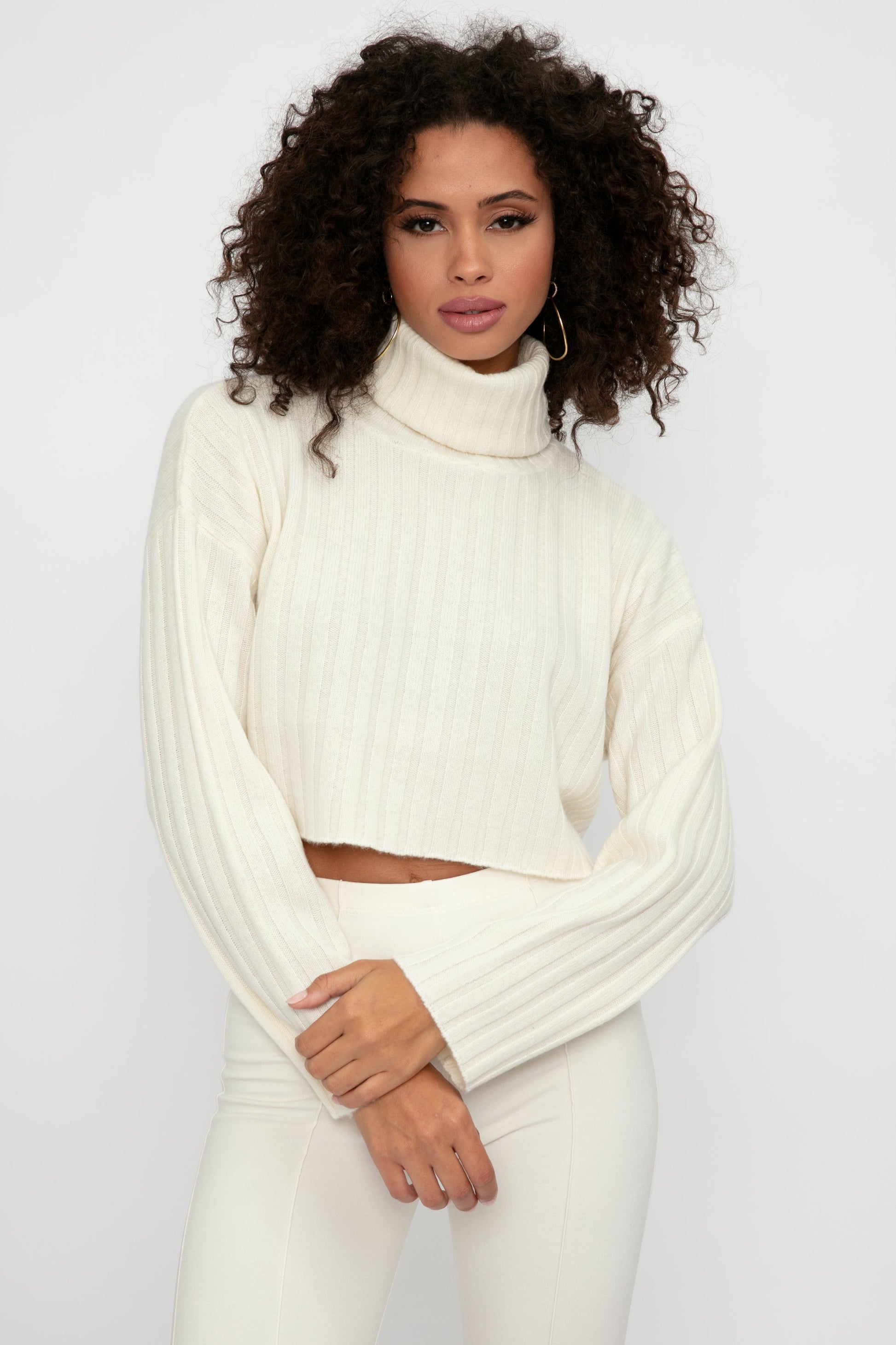 SABLYN Uma Cashmere Cropped Turtleneck Sweater in Gardenia