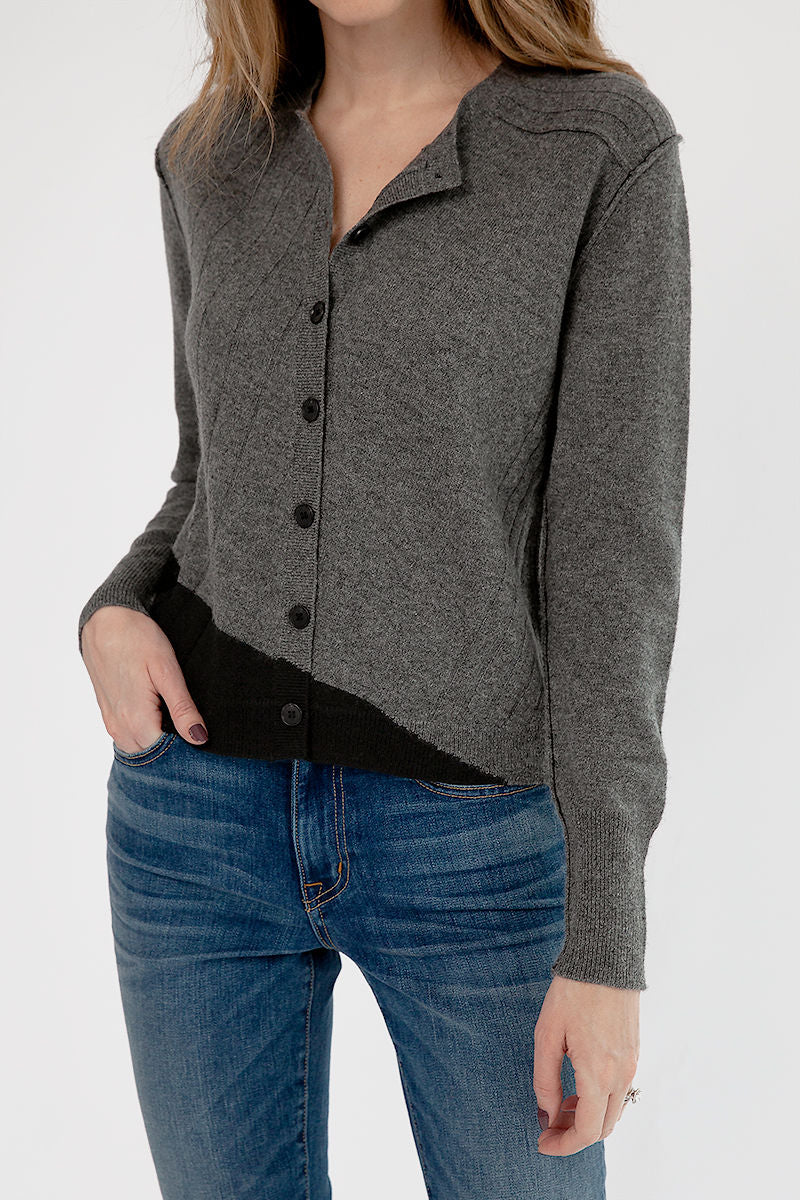PAYCHI GUH Cardigan in Thunder Black