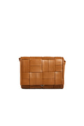 THEMOIRè Feronia Flat Weaved Bag in Toffee