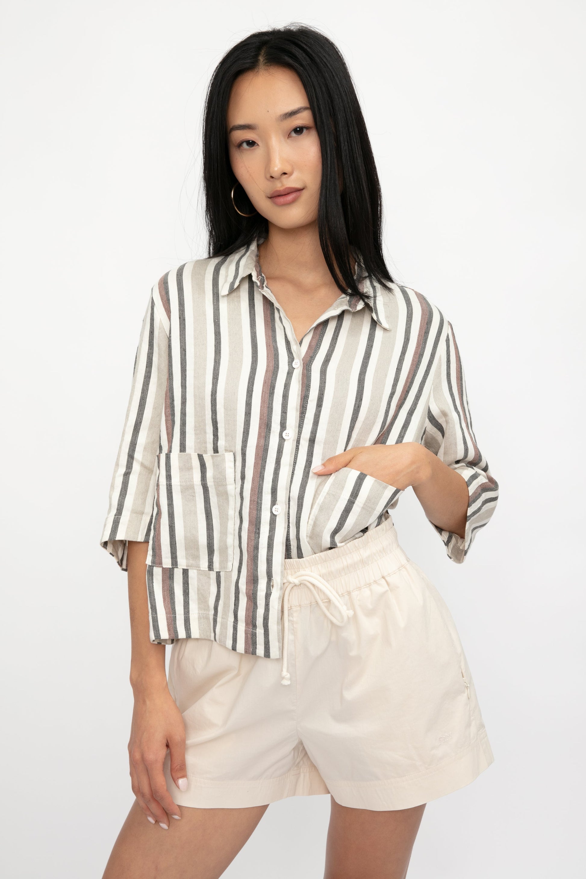 TRANSIT Boxy Linen Shirt Jacket in Carob Stripe