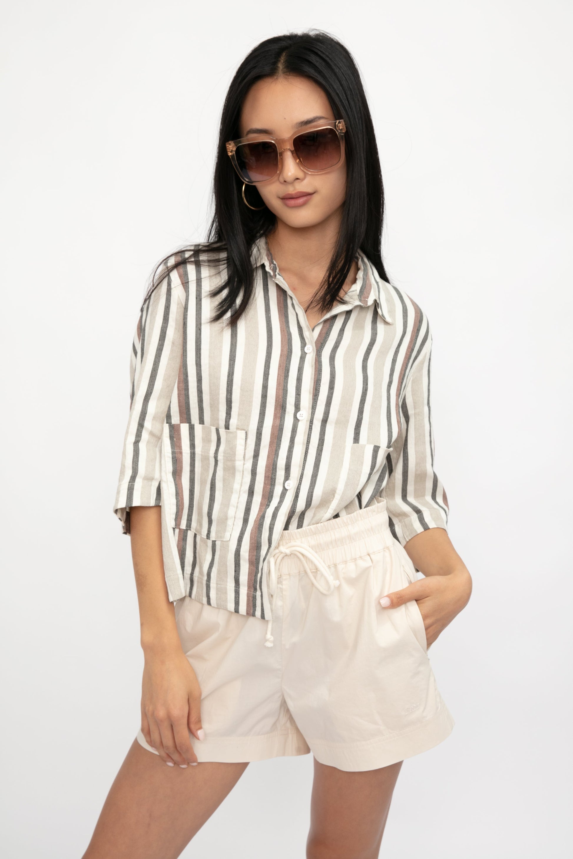 TRANSIT Boxy Linen Shirt Jacket in Carob Stripe