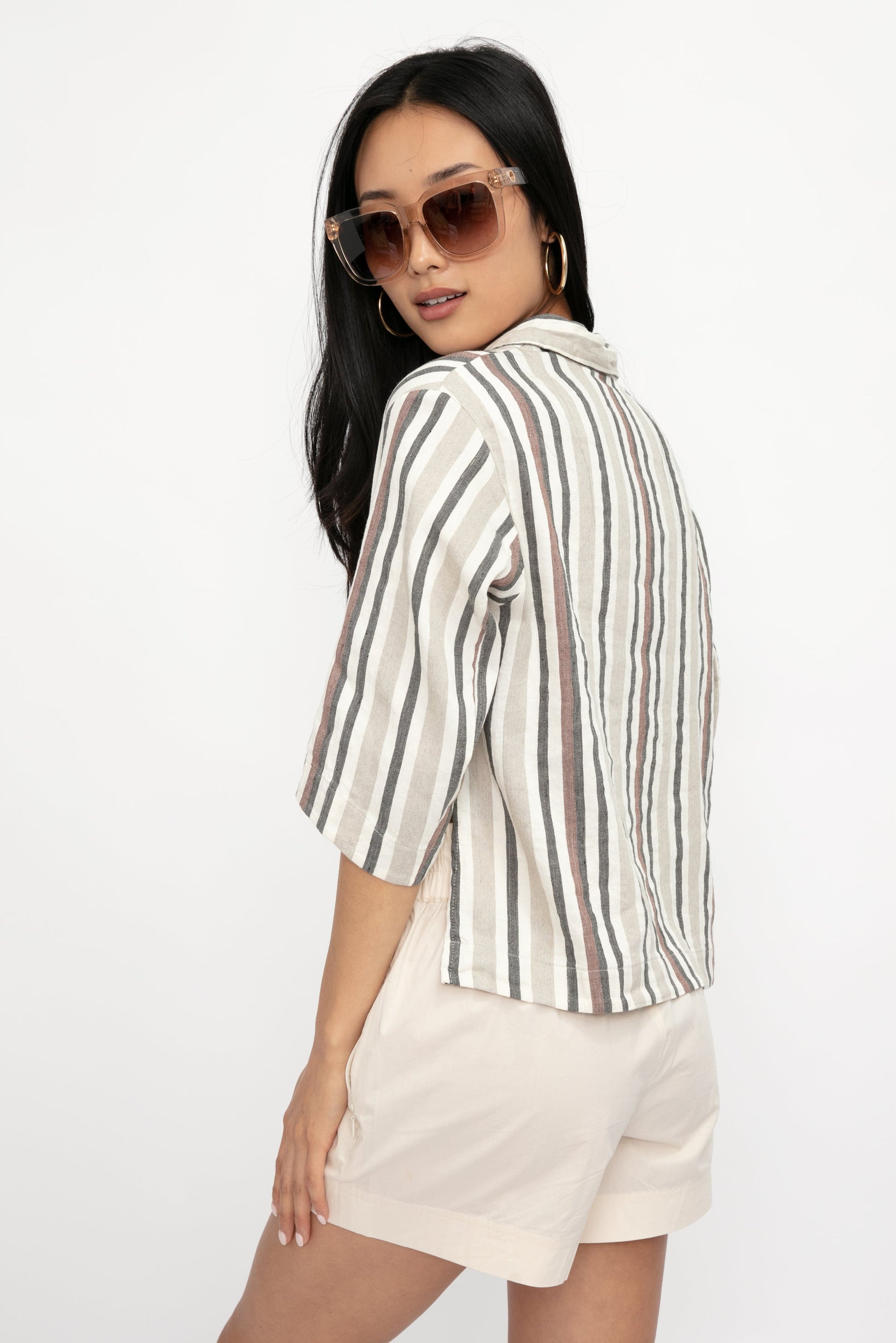 TRANSIT Boxy Linen Shirt Jacket in Carob Stripe