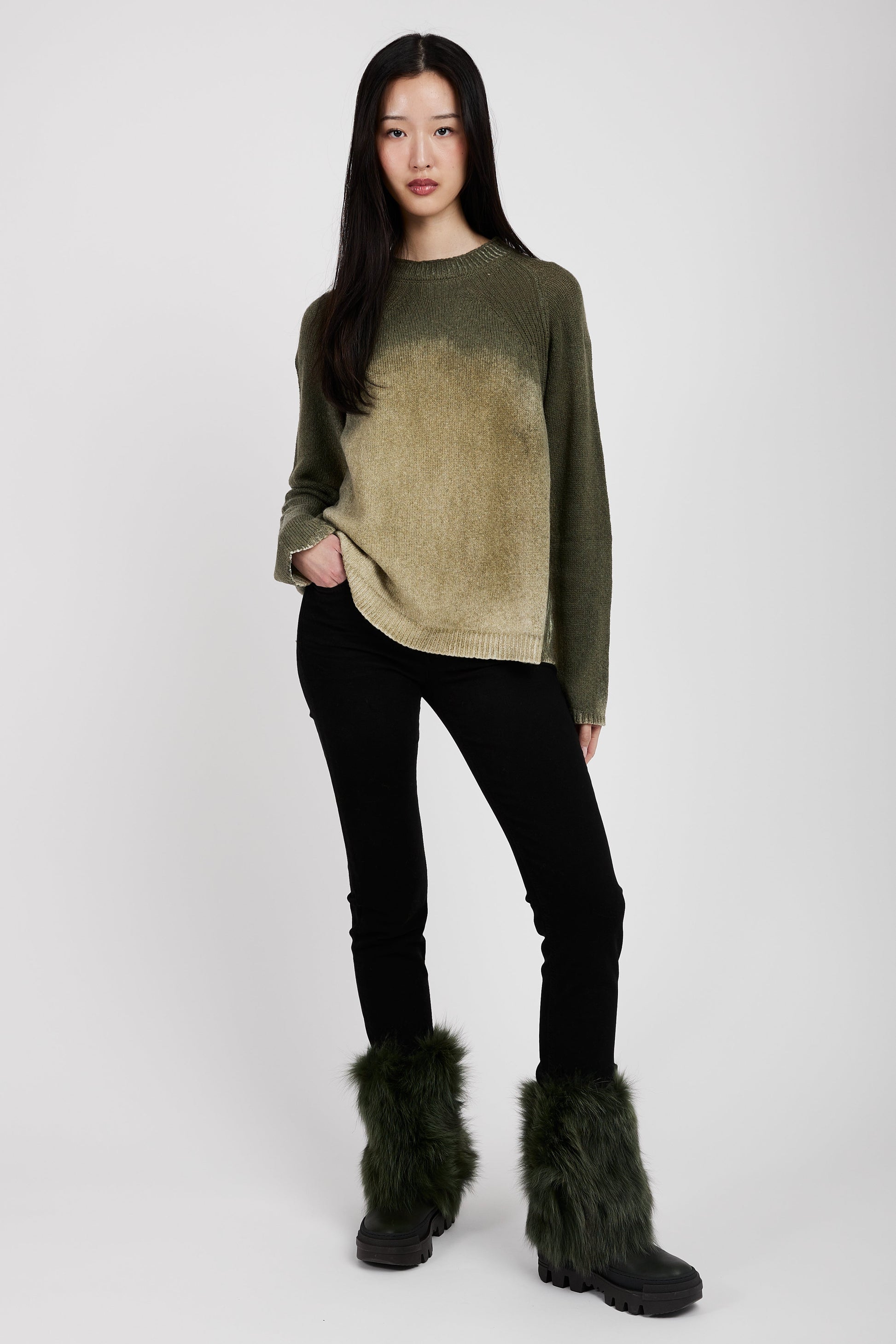 TRANSIT Crewneck Sweater in Forest