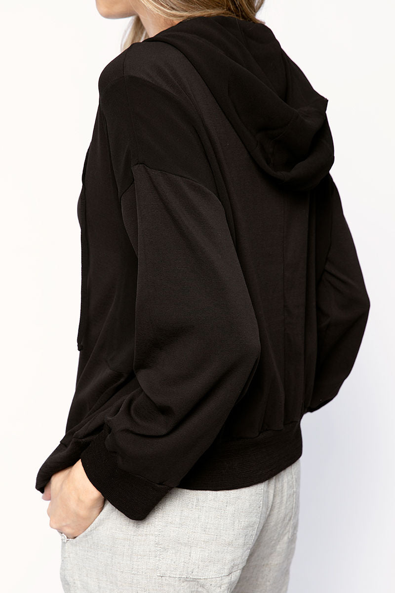 TRANSIT Hoodie Jacket in Black