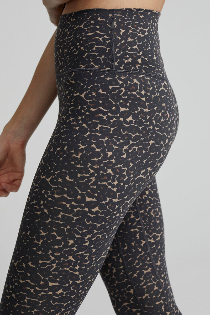 VARLEY Let's Move High Rise Legging 25 in Cluster Leopard