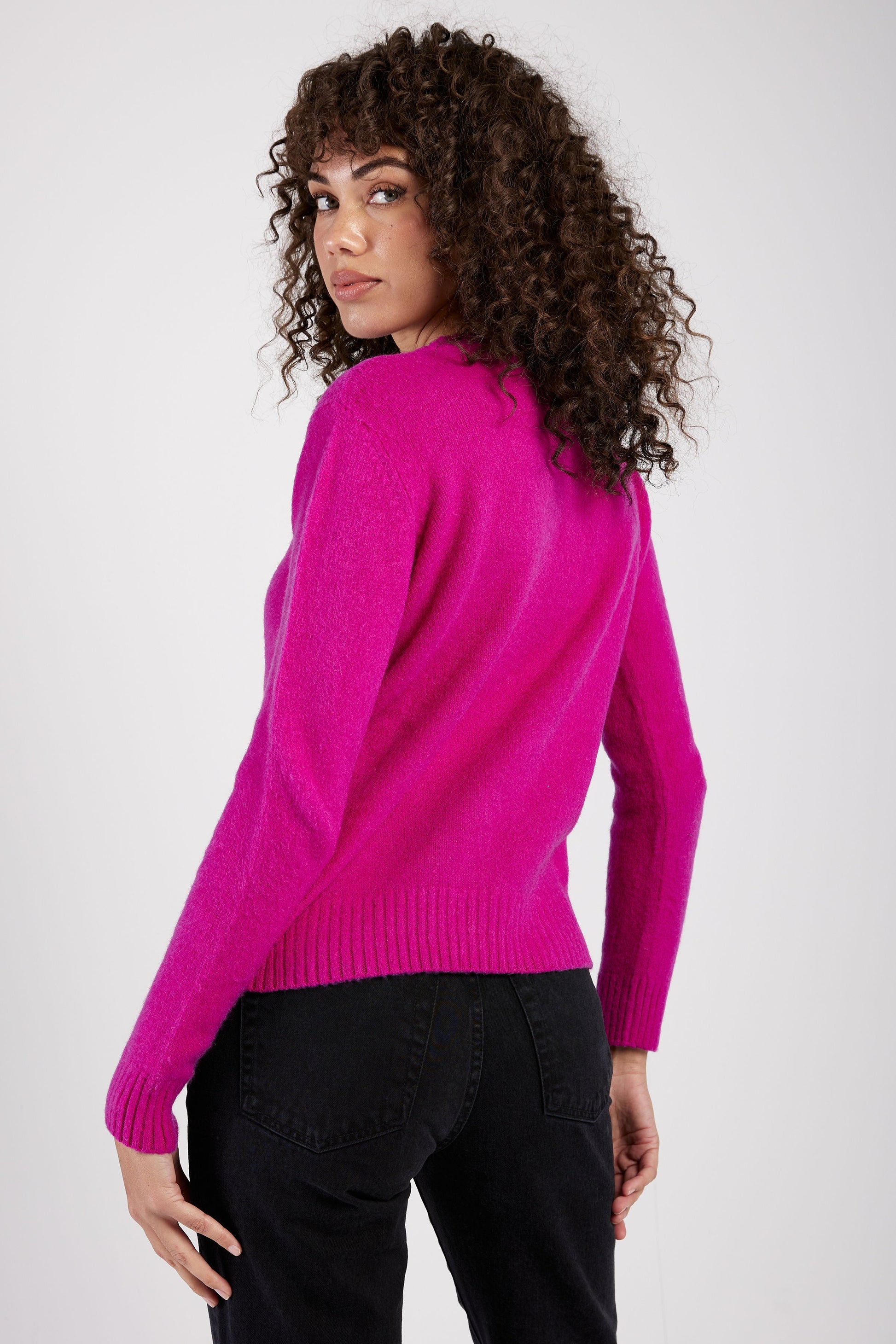 AVANT TOI Carded Pullover Sweater in Cherry