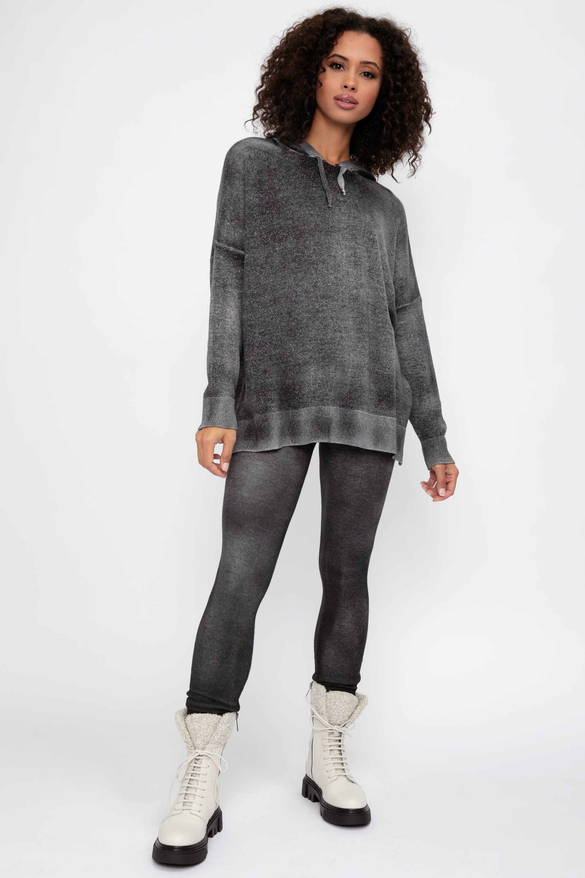 AVANT TOI Cashmere Hooded Pullover in Husky