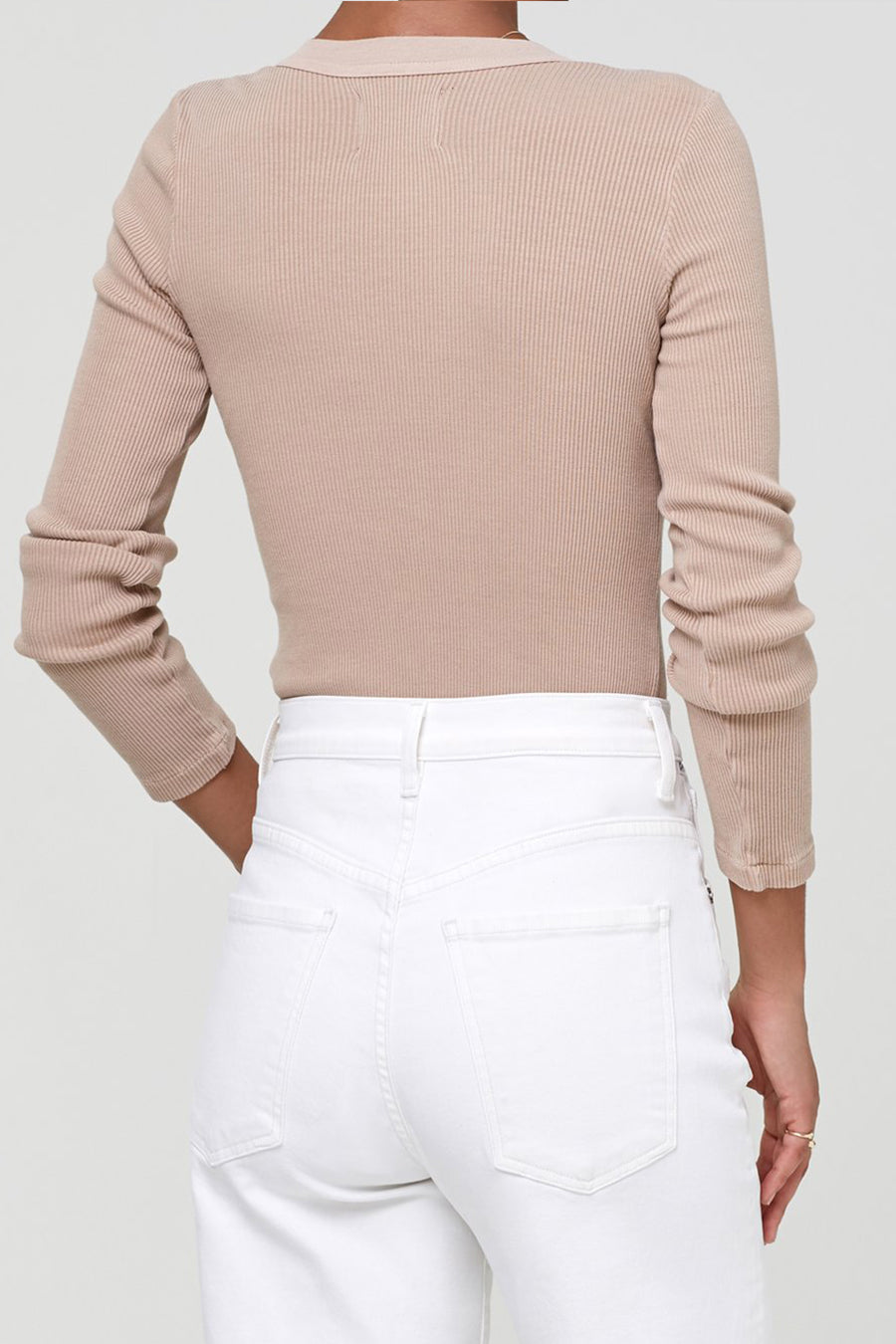 CITIZENS OF HUMANITY Scarlett Rib Henley in Nougat