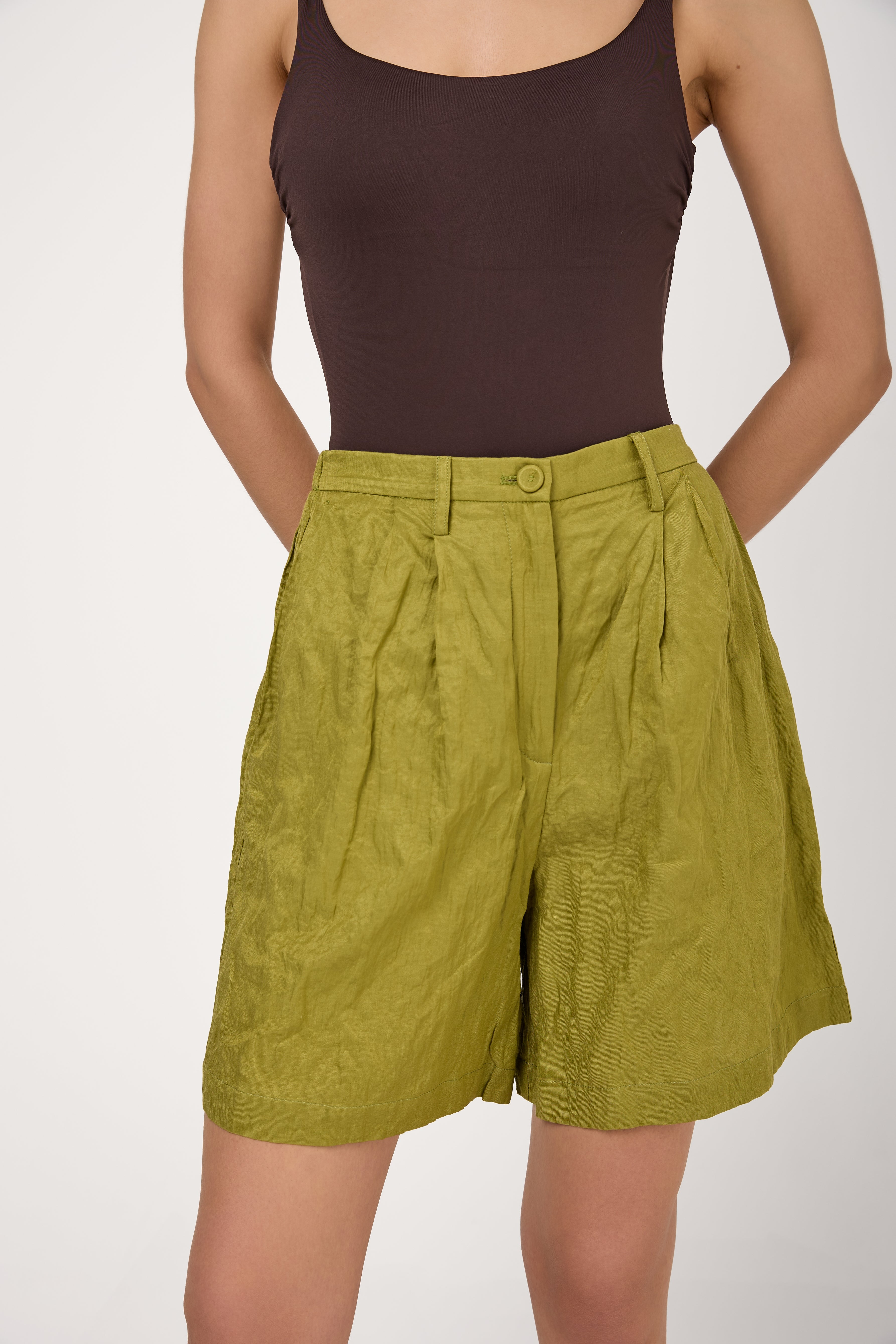 Crinkled Cotton Bermuda Shorts in Aloe