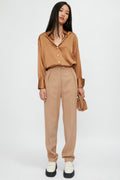FRAME The Standard Shirt in Camel