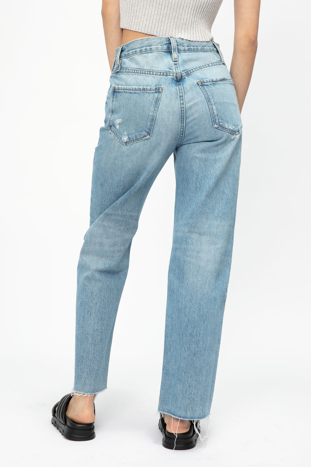 FRAME Le Jane Crop Jean in Baines Rips