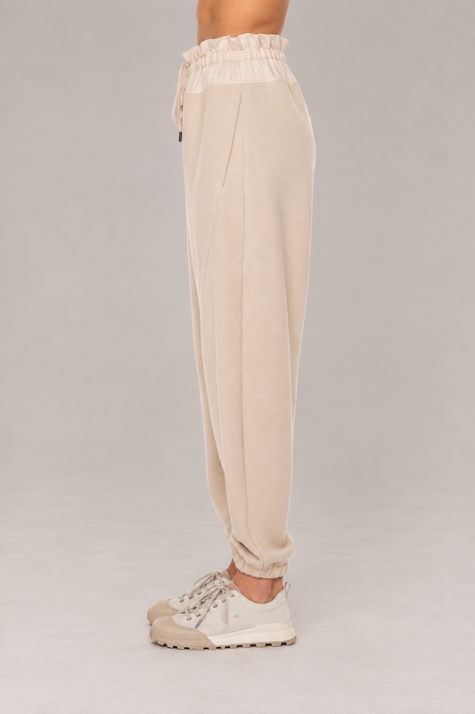 GENTRYPORTOFINO Wool Cotton Knit Pant in Ecru and Beige
