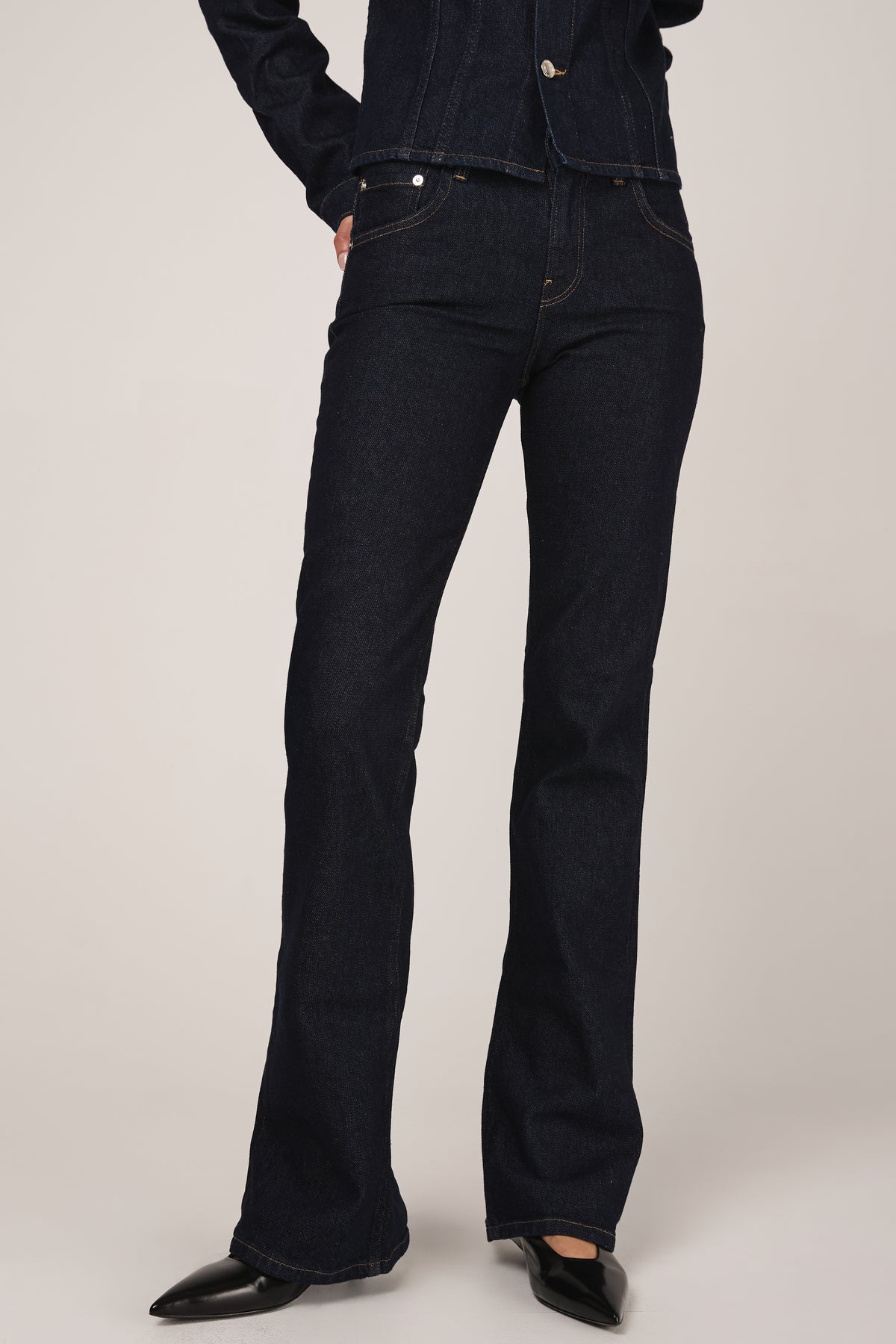 HAIKURE Chewy Flared Jean in Normal Wash