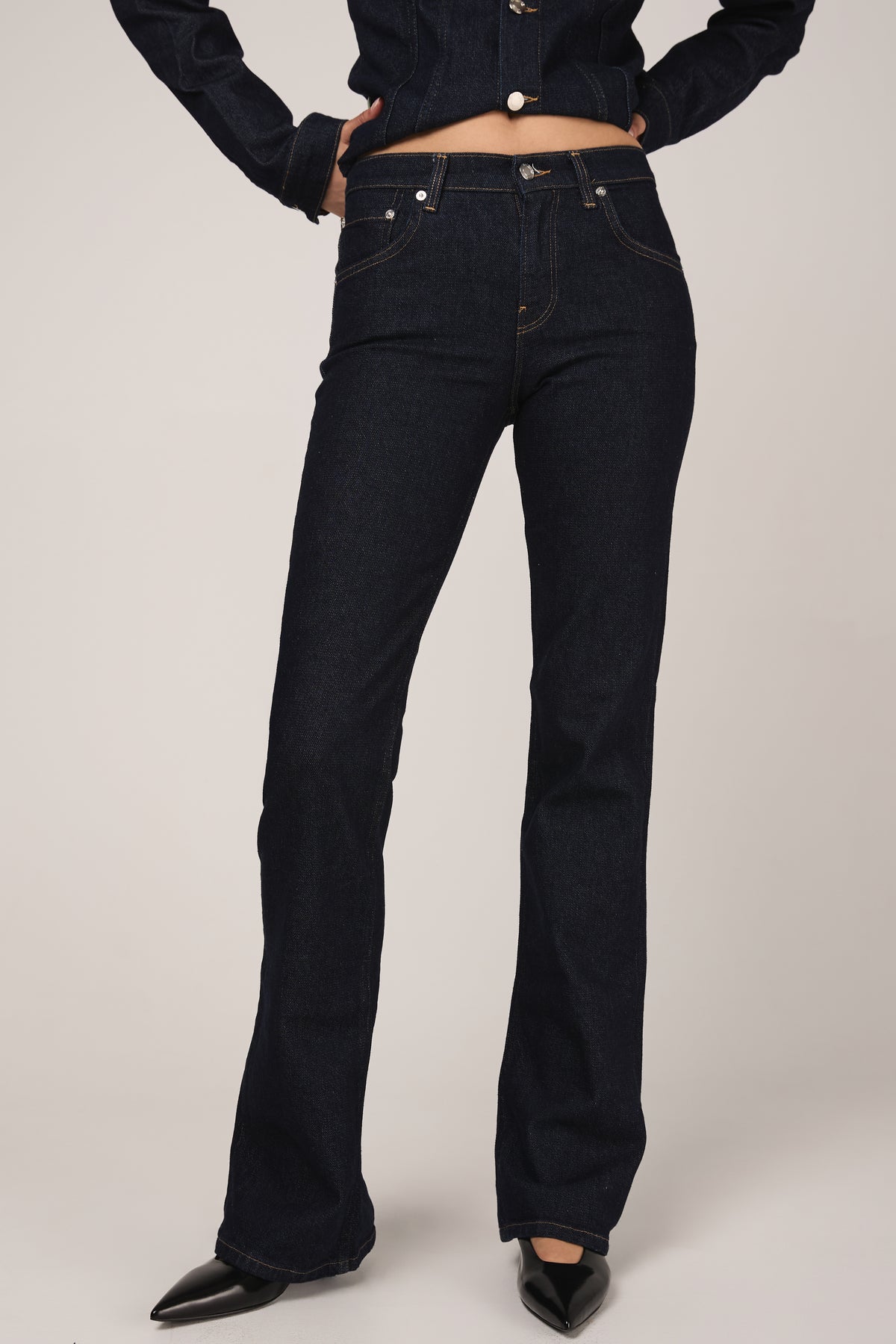 HAIKURE Chewy Flared Jean in Normal Wash