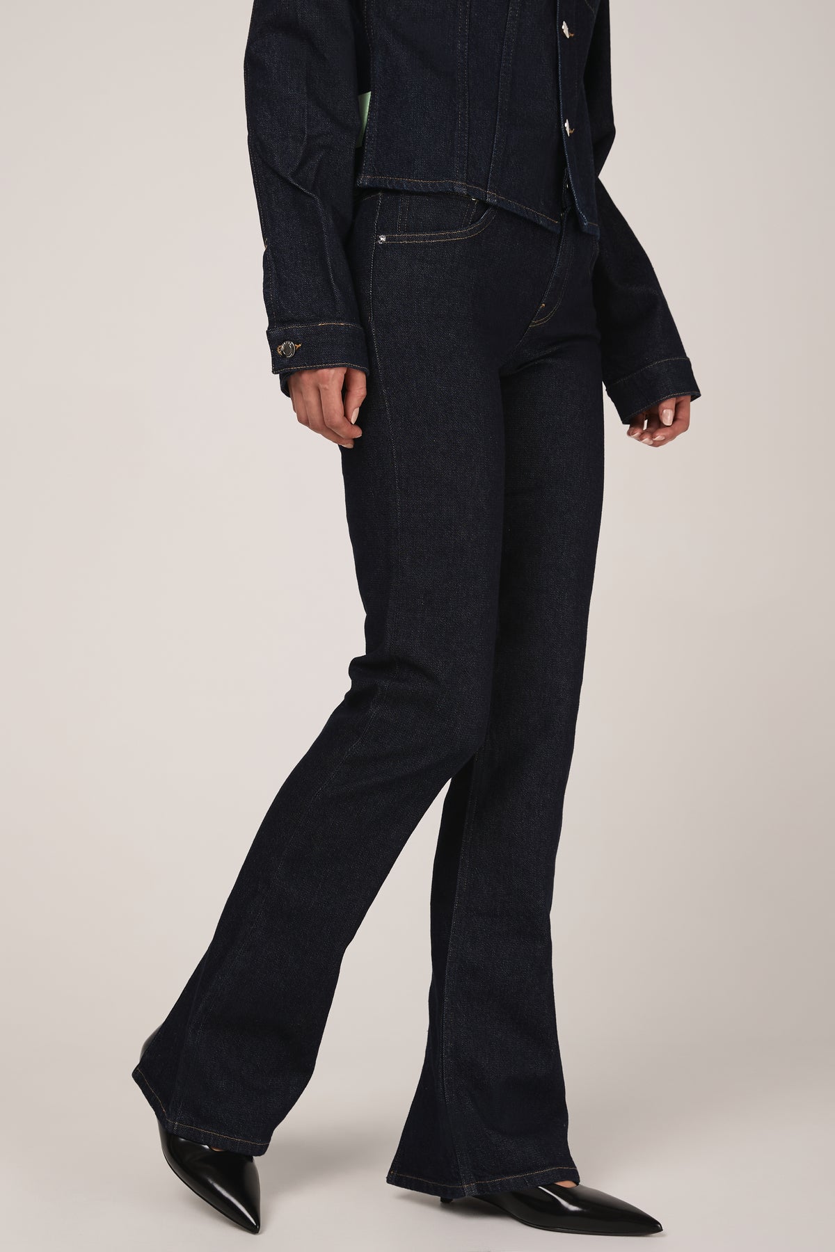 HAIKURE Chewy Flared Jean in Normal Wash