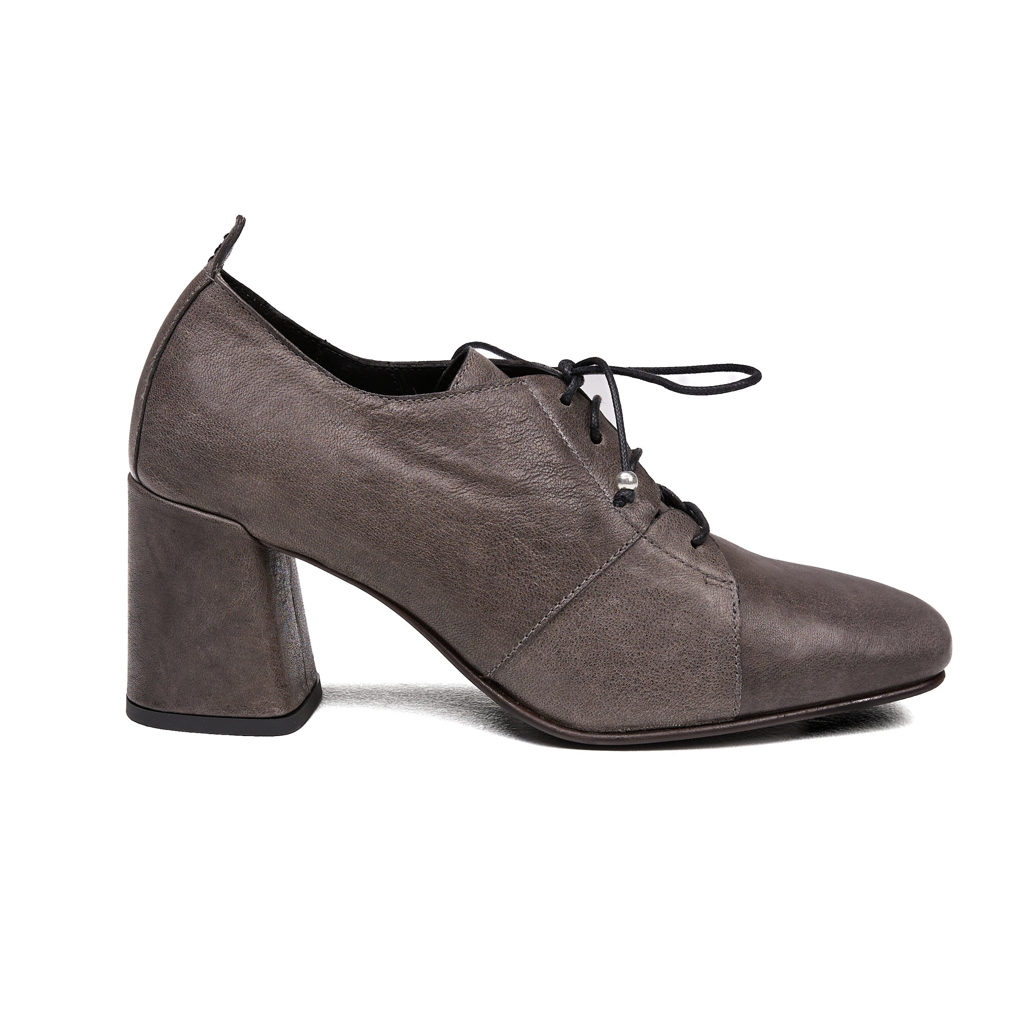 Old Iron Lace-up Leather Heel in Piombo