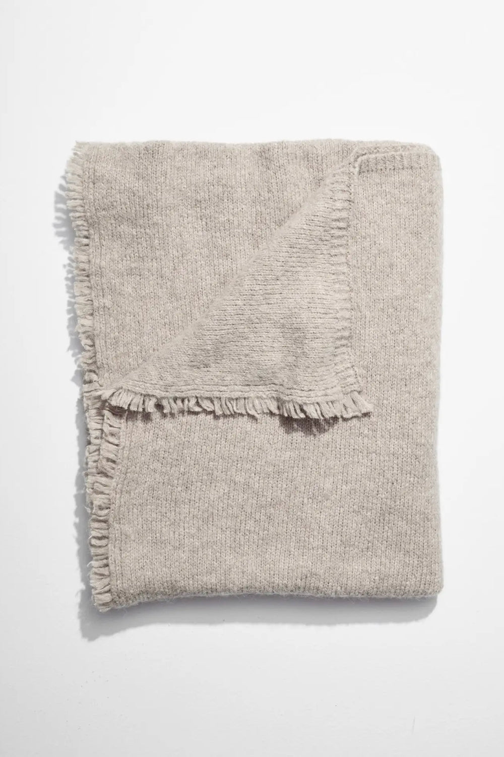 JANESSA LEONÉ Blanket Scarf With Fringe in Oatmeal
