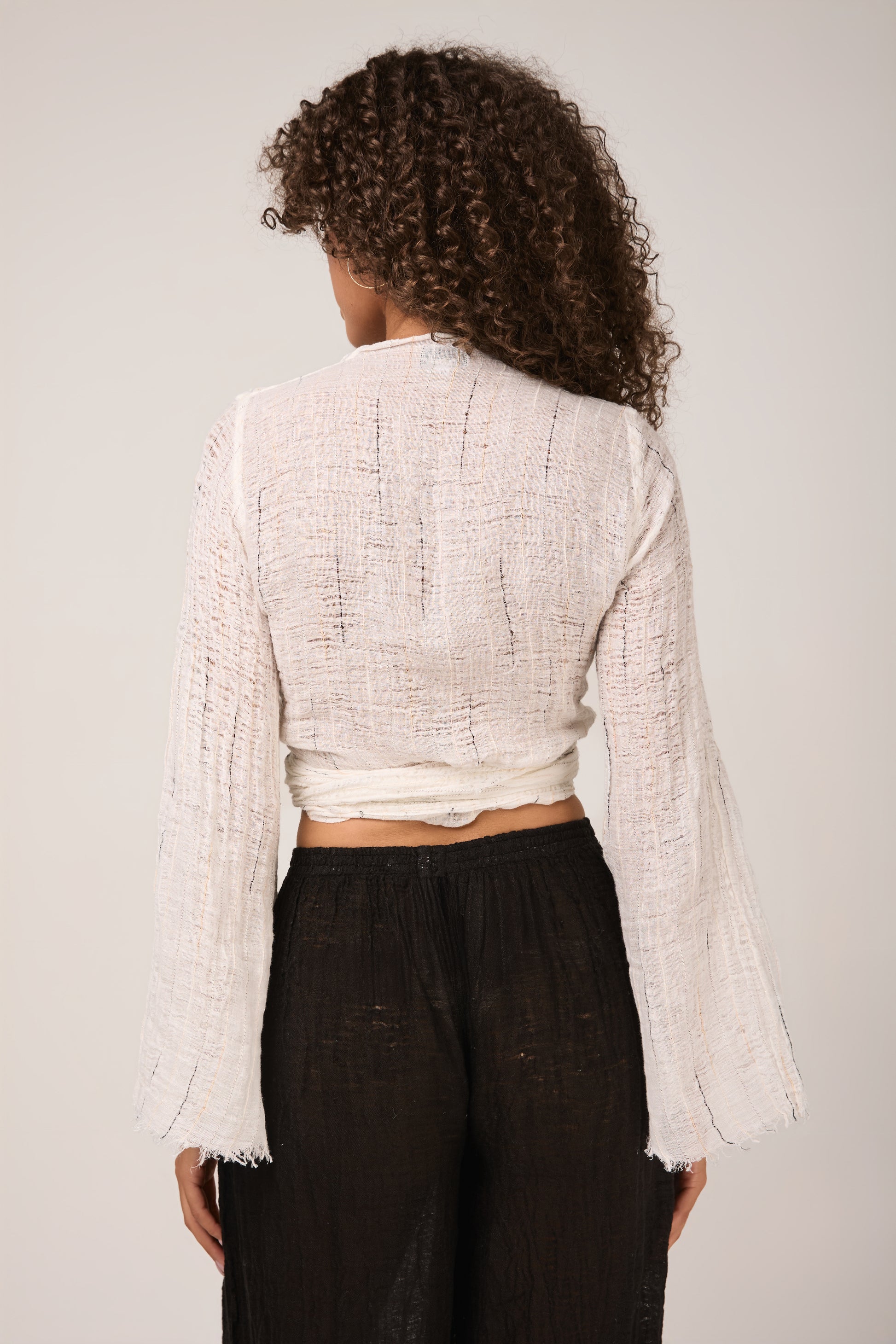 LA BOTTEGA DI BRUNELLA Garza Egitto Bolero Mango Top in Latte