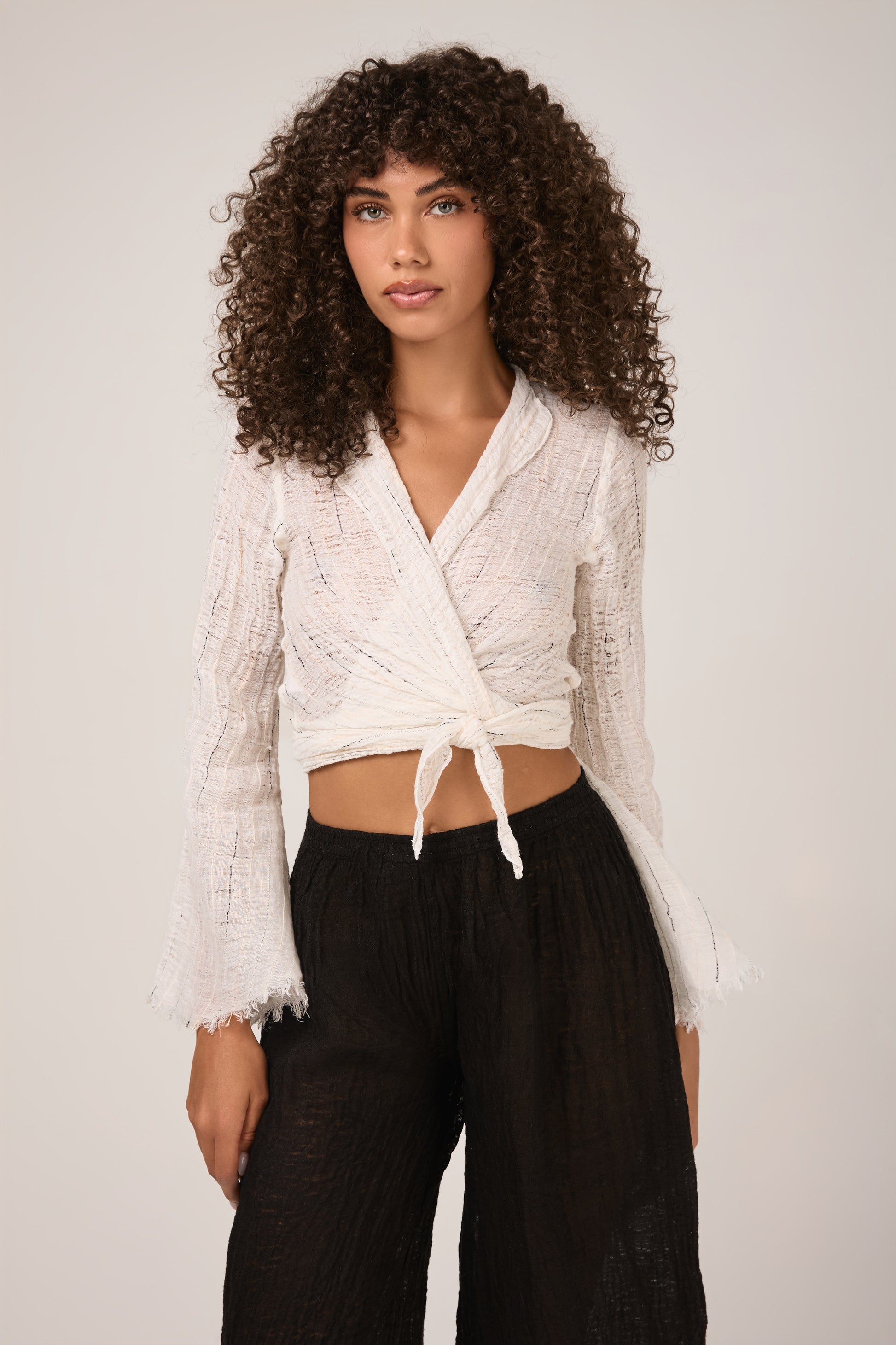LA BOTTEGA DI BRUNELLA Garza Egitto Bolero Mango Top in Latte