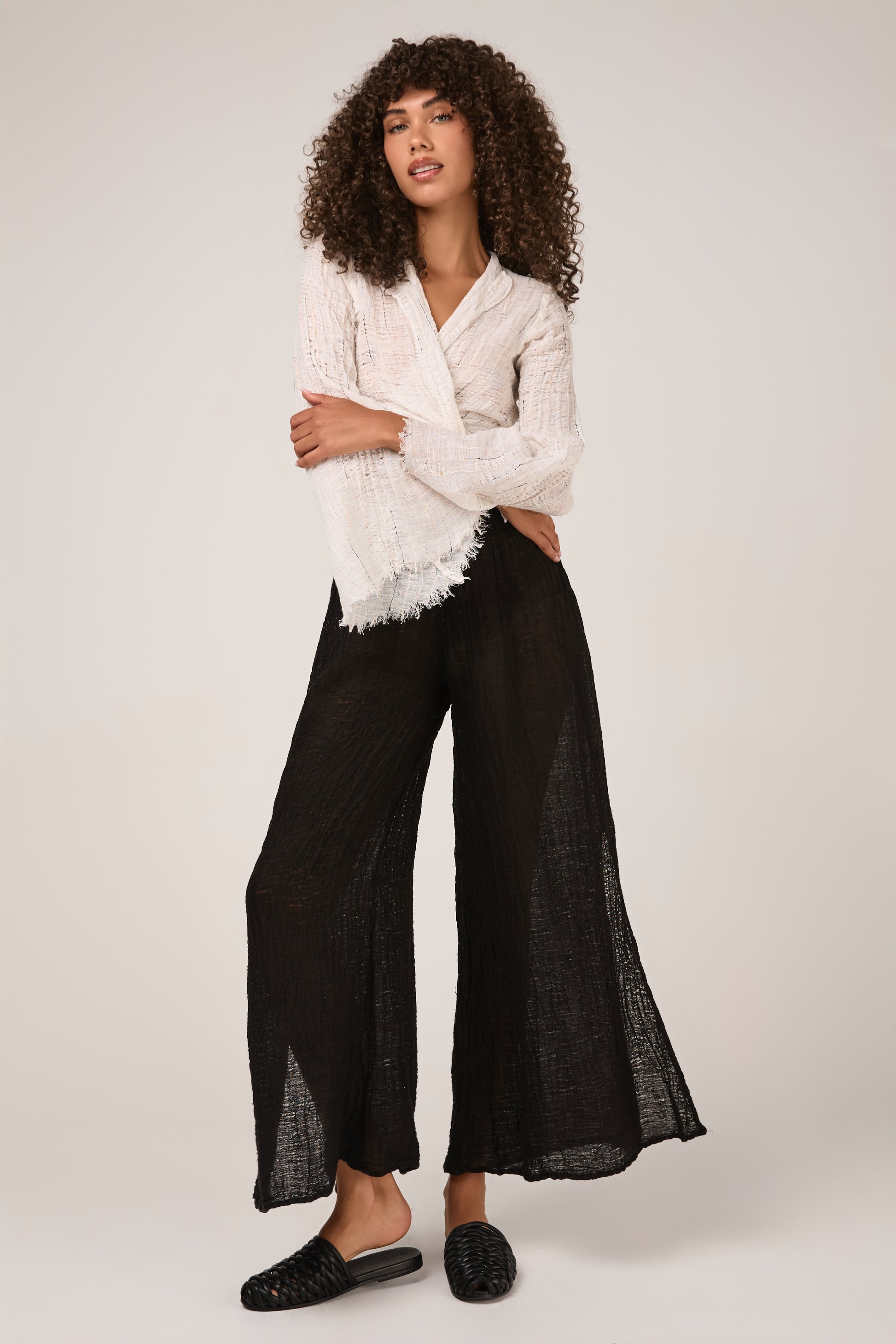 LA BOTTEGA DI BRUNELLA Pantalone Sequoia Garzata Linen Pant in Nero