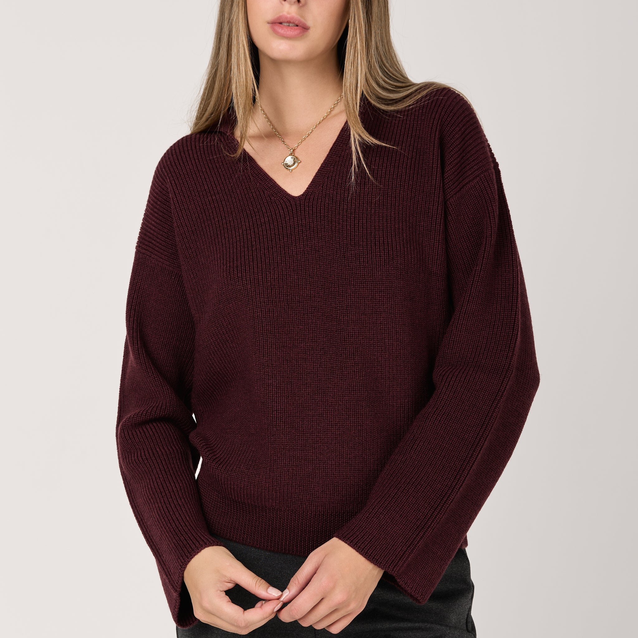 Acceso Wool Sweater in Bordeaux