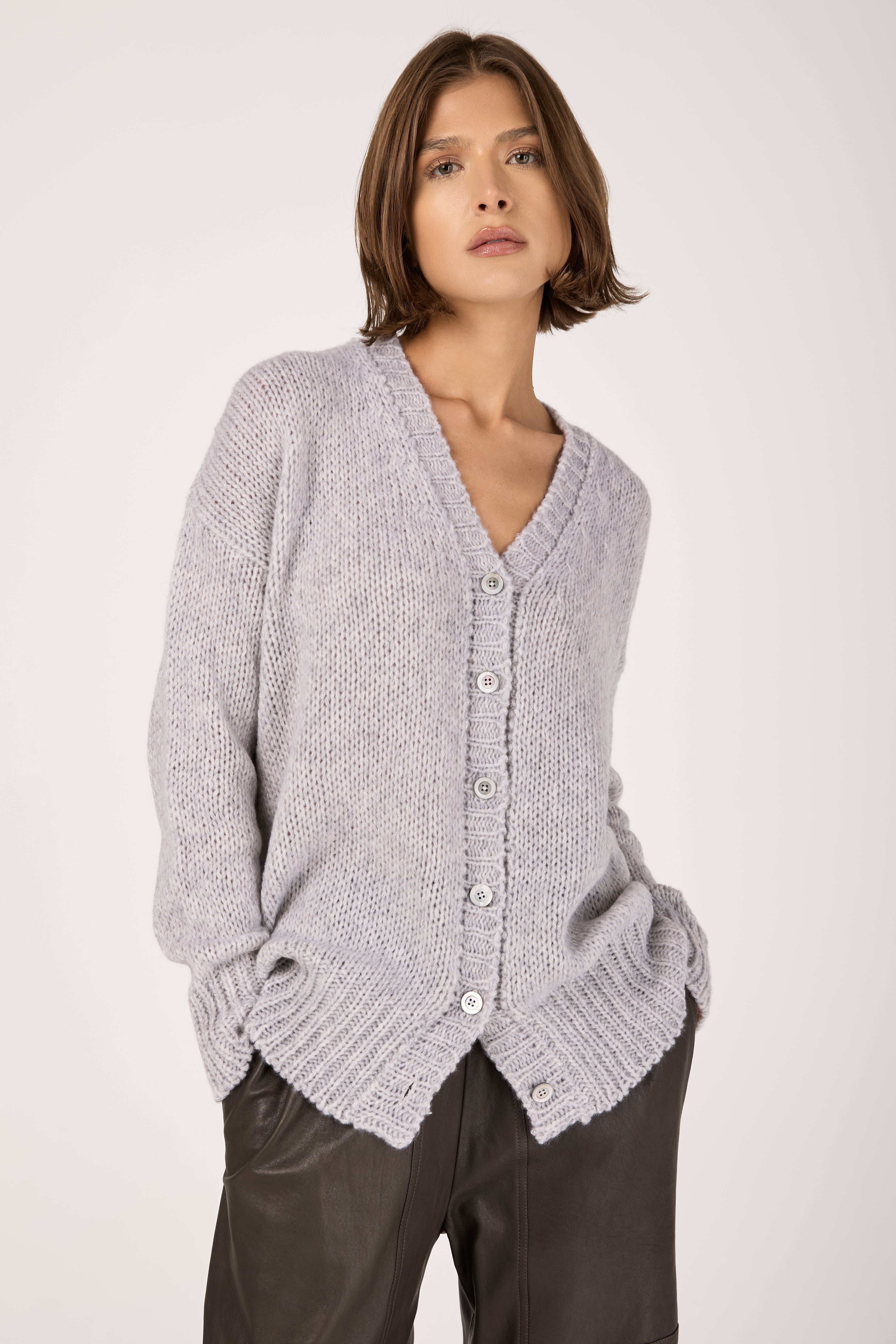 Cashmere Silk Voluminous Cardigan in Light Grey