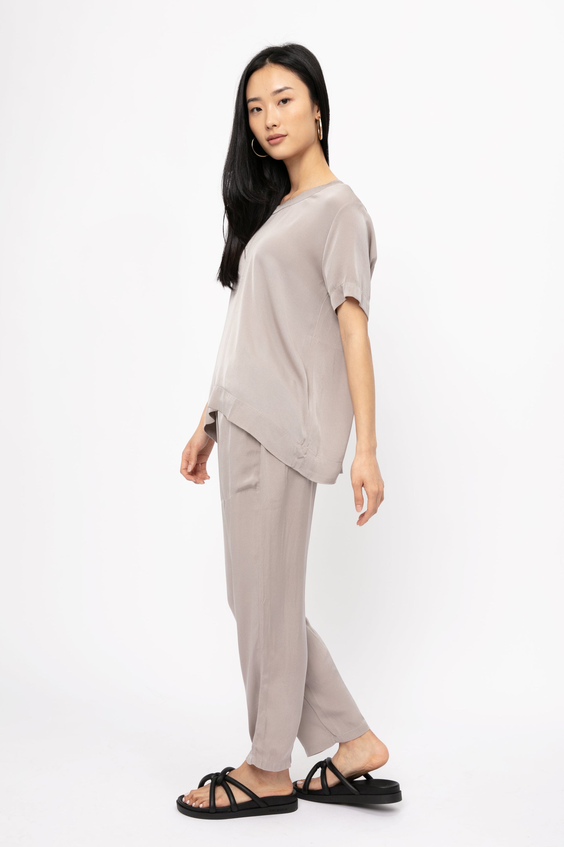PRIVATE 0204 Silk Crewneck Top in Greige