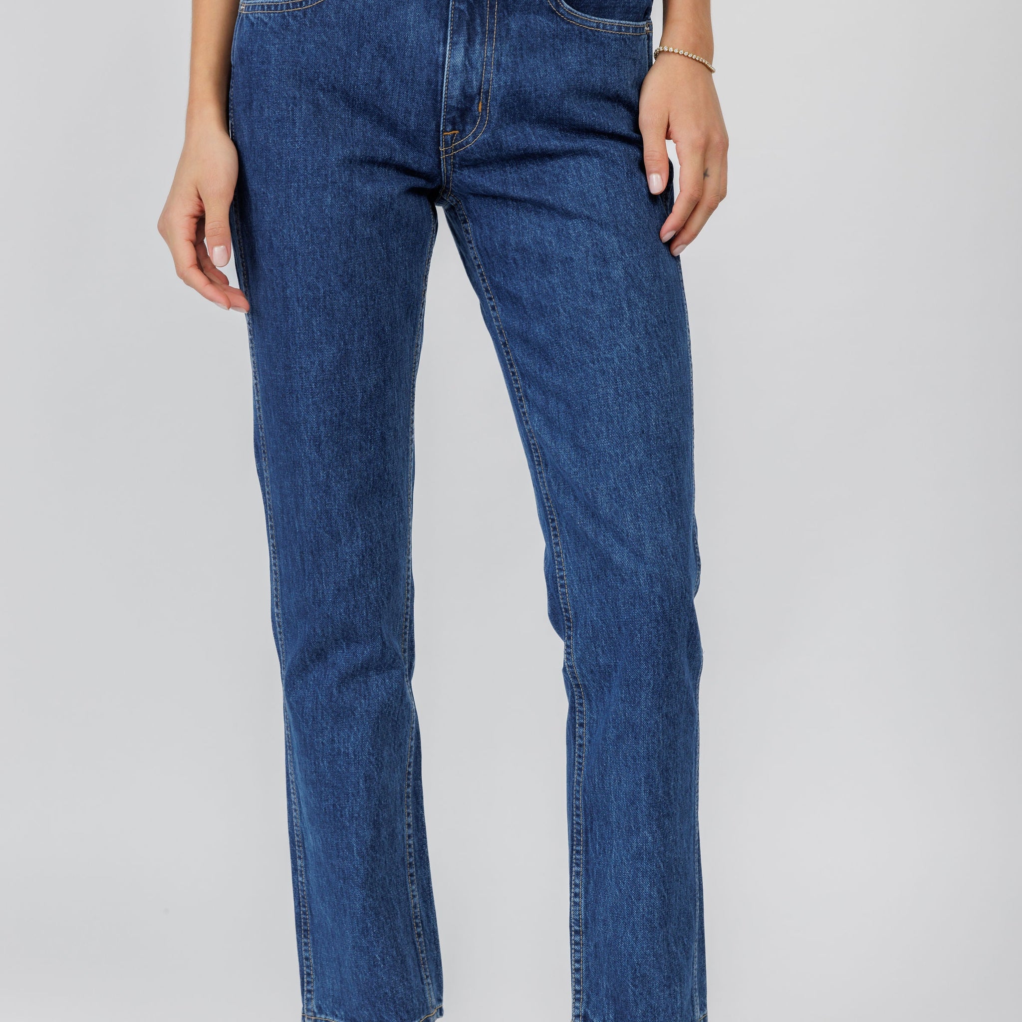 SLVRLAKE Virginia Slim Jean in Claremont