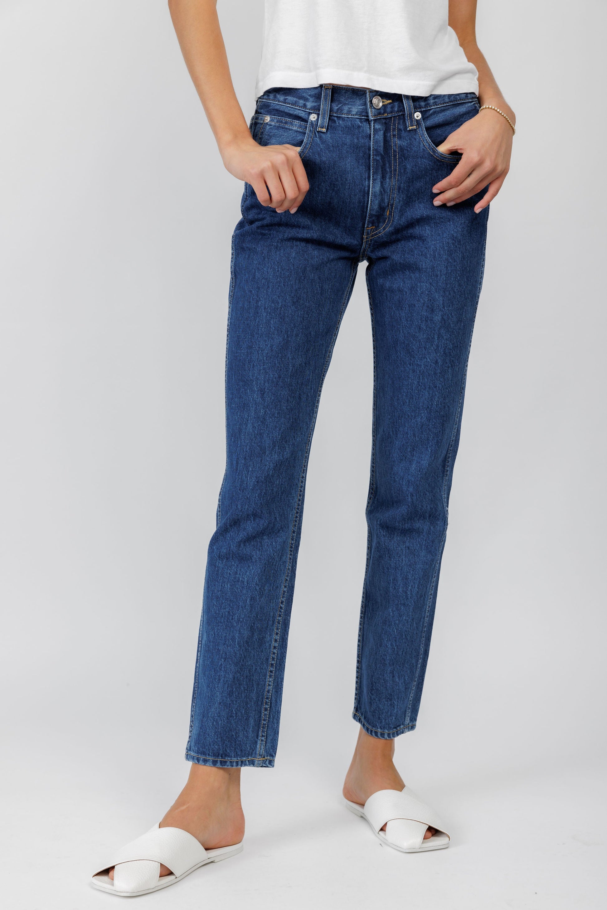 SLVRLAKE Virginia Slim Jean in Claremont