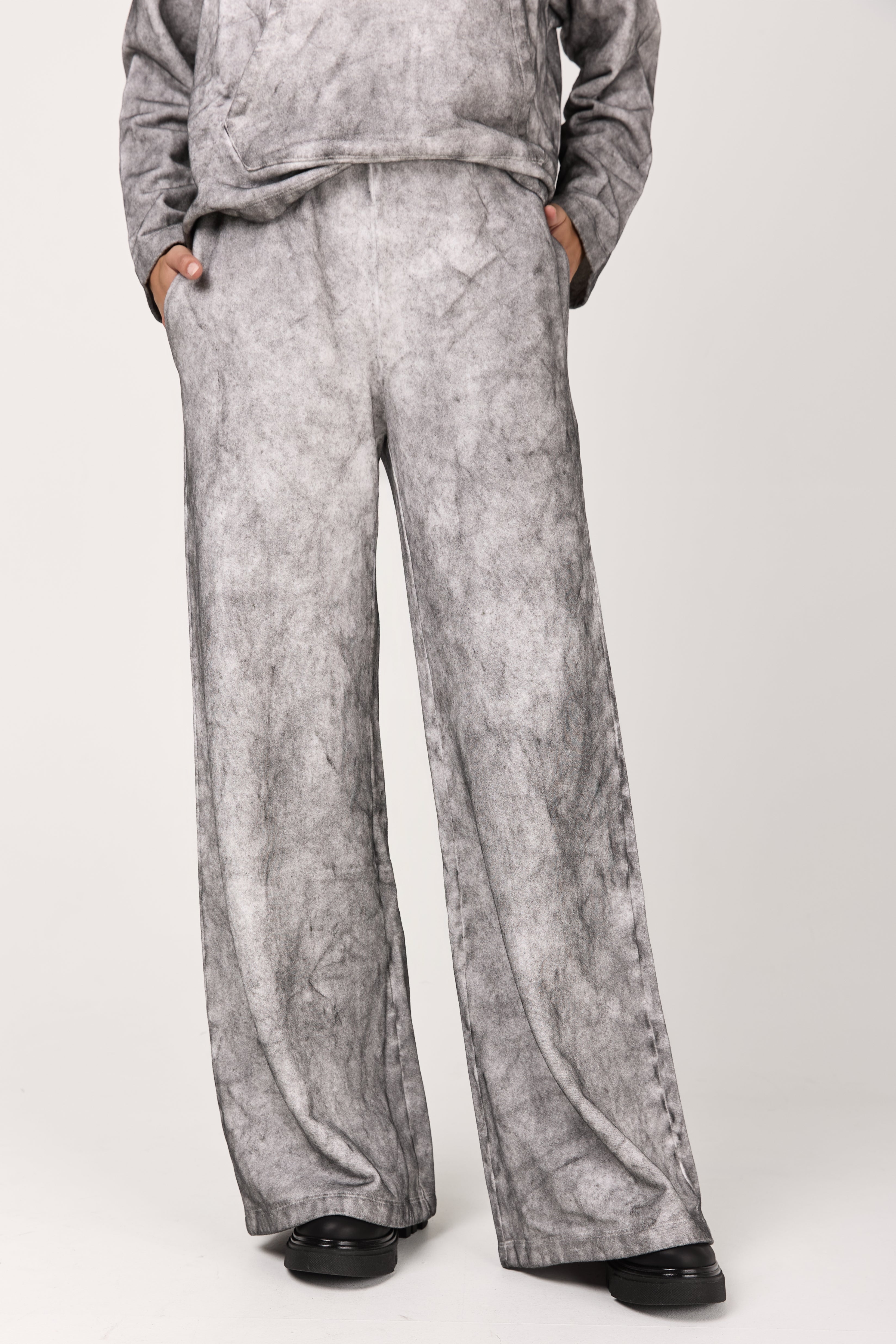 Shade Effect Palazzo Sweatpant in Bianco