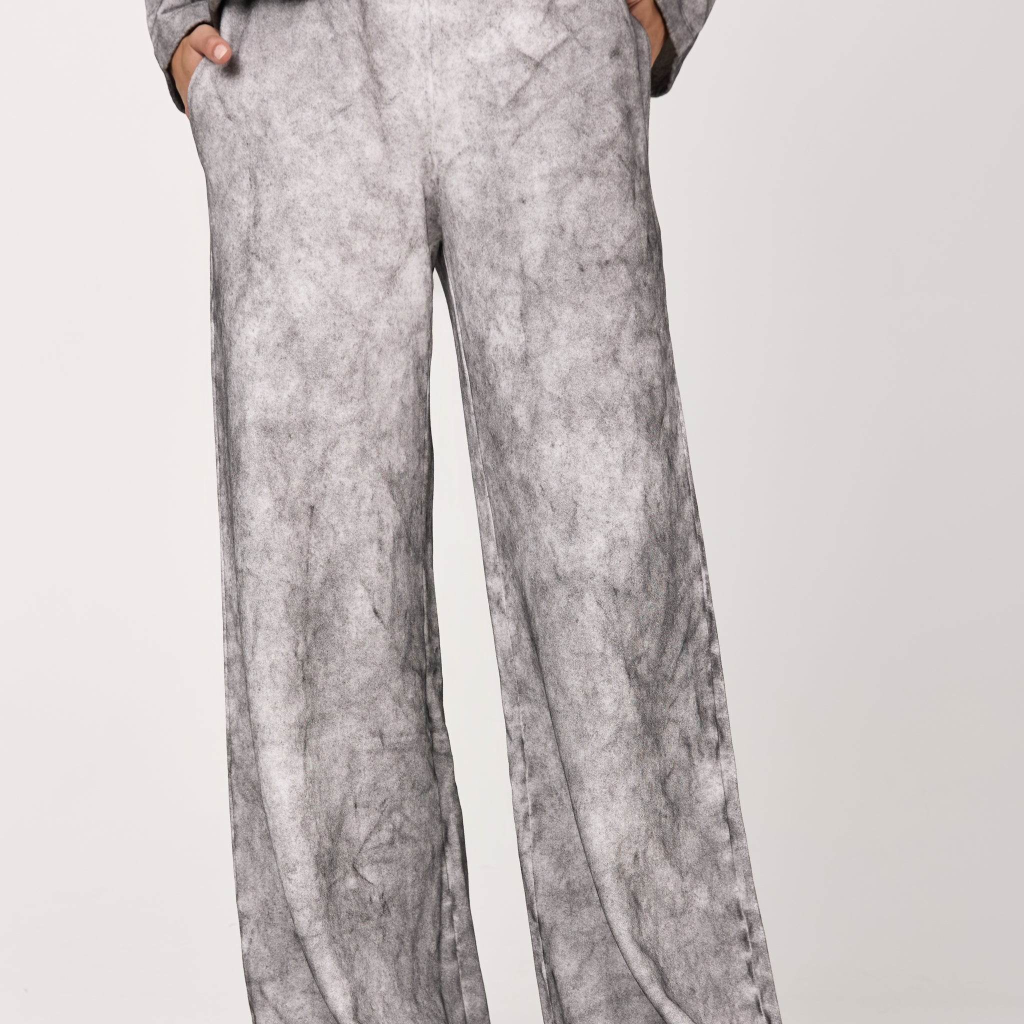 Shade Effect Palazzo Sweatpant in Bianco