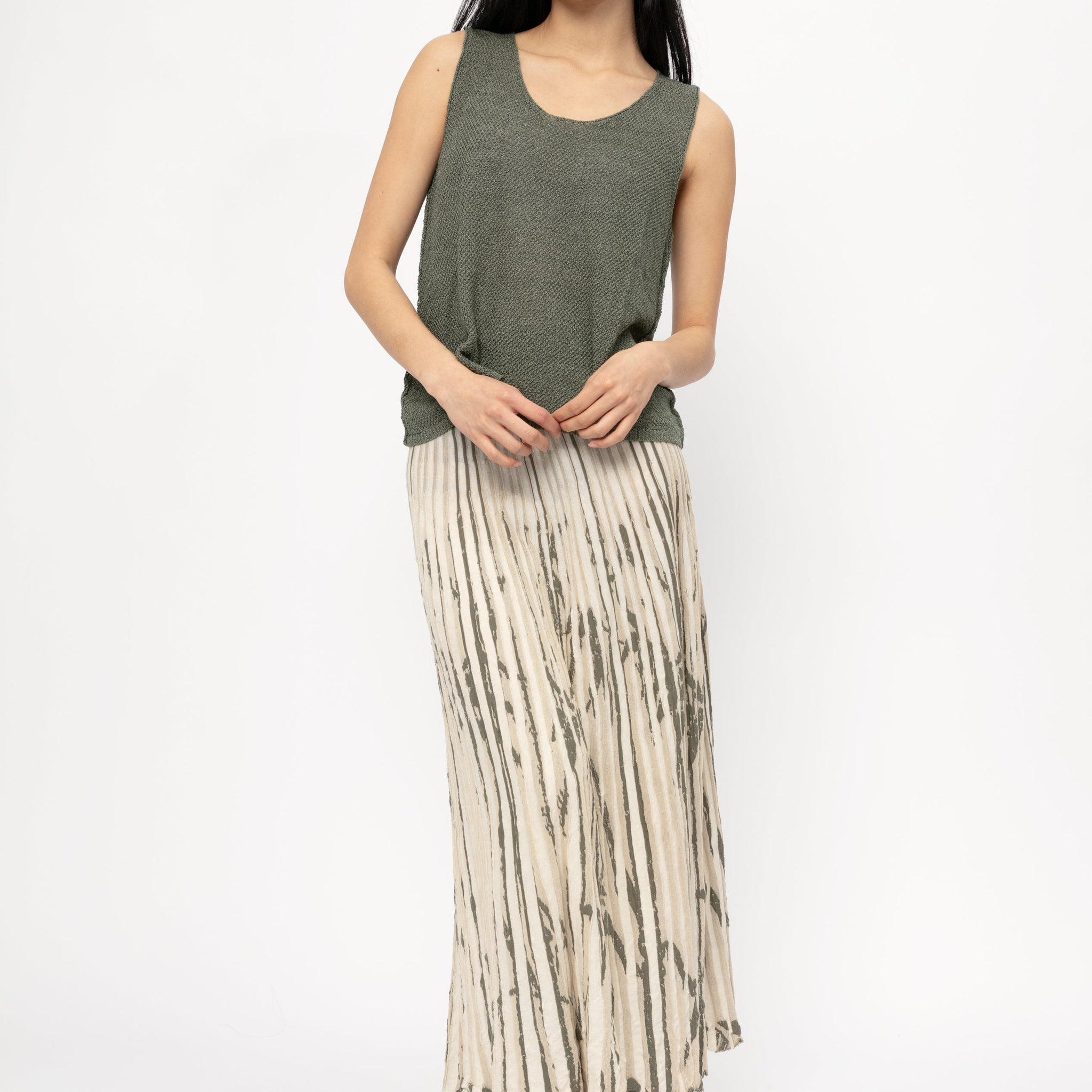 TANDEM Plissé Skirt in Kaki Print