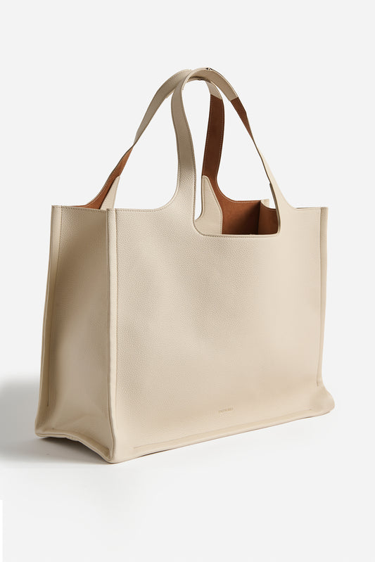 Morea Bottalato Shoulder Bag in Shell