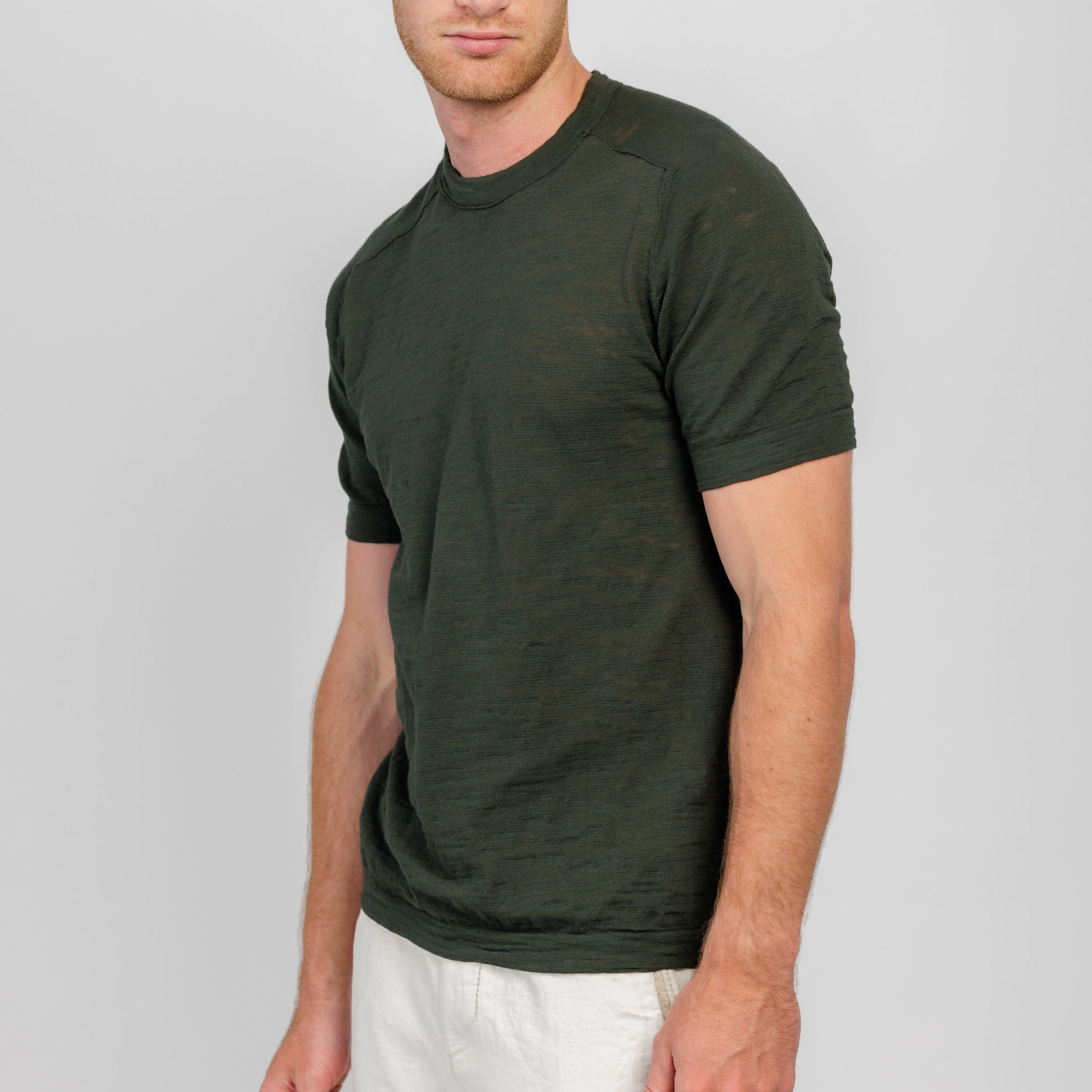 TRANSIT Crewneck T-Shirt in Forest Black