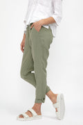 TRANSIT Linen Tapered Trouser Pant in Green
