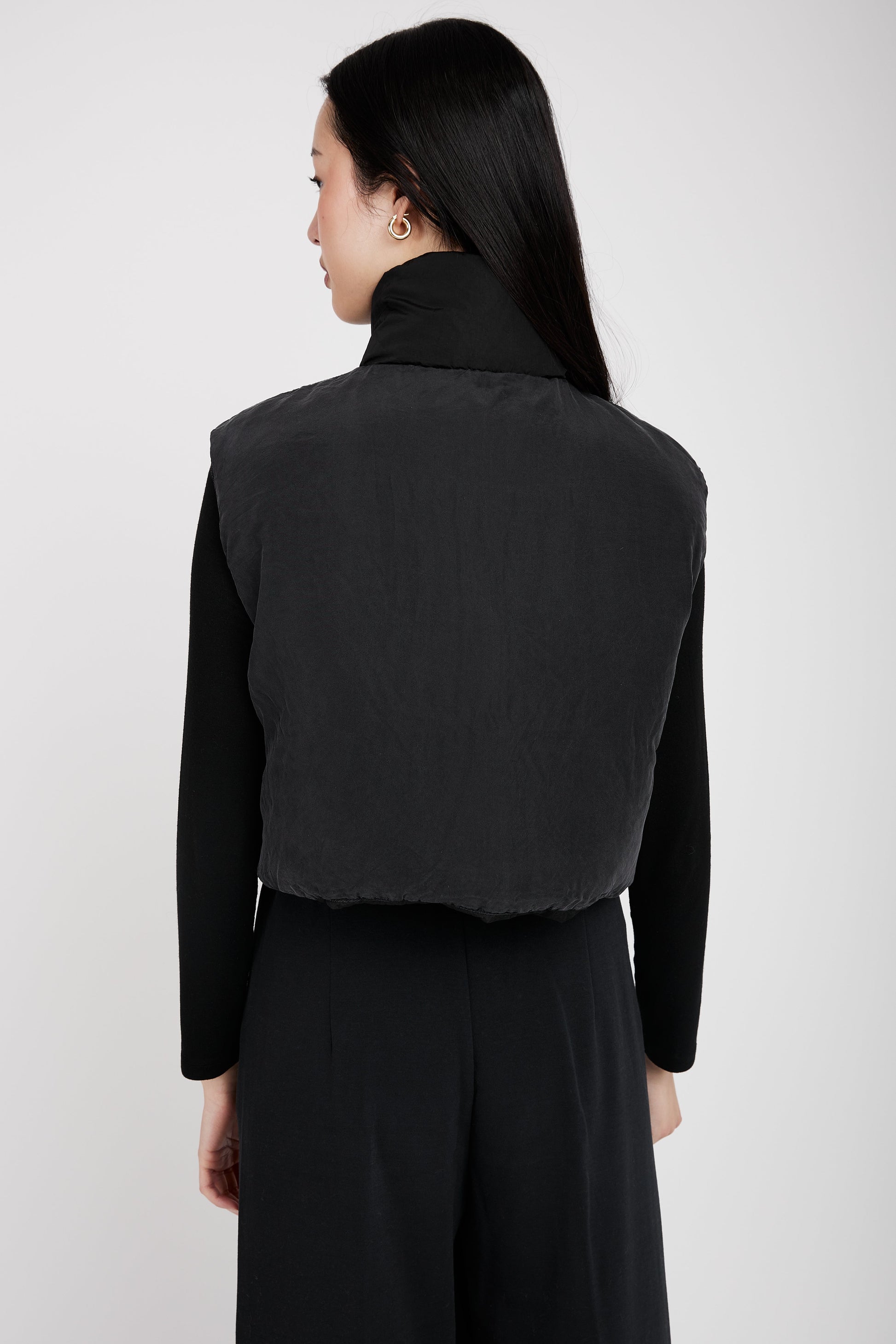 TRANSIT Reversible Padded Silk Vest in Black
